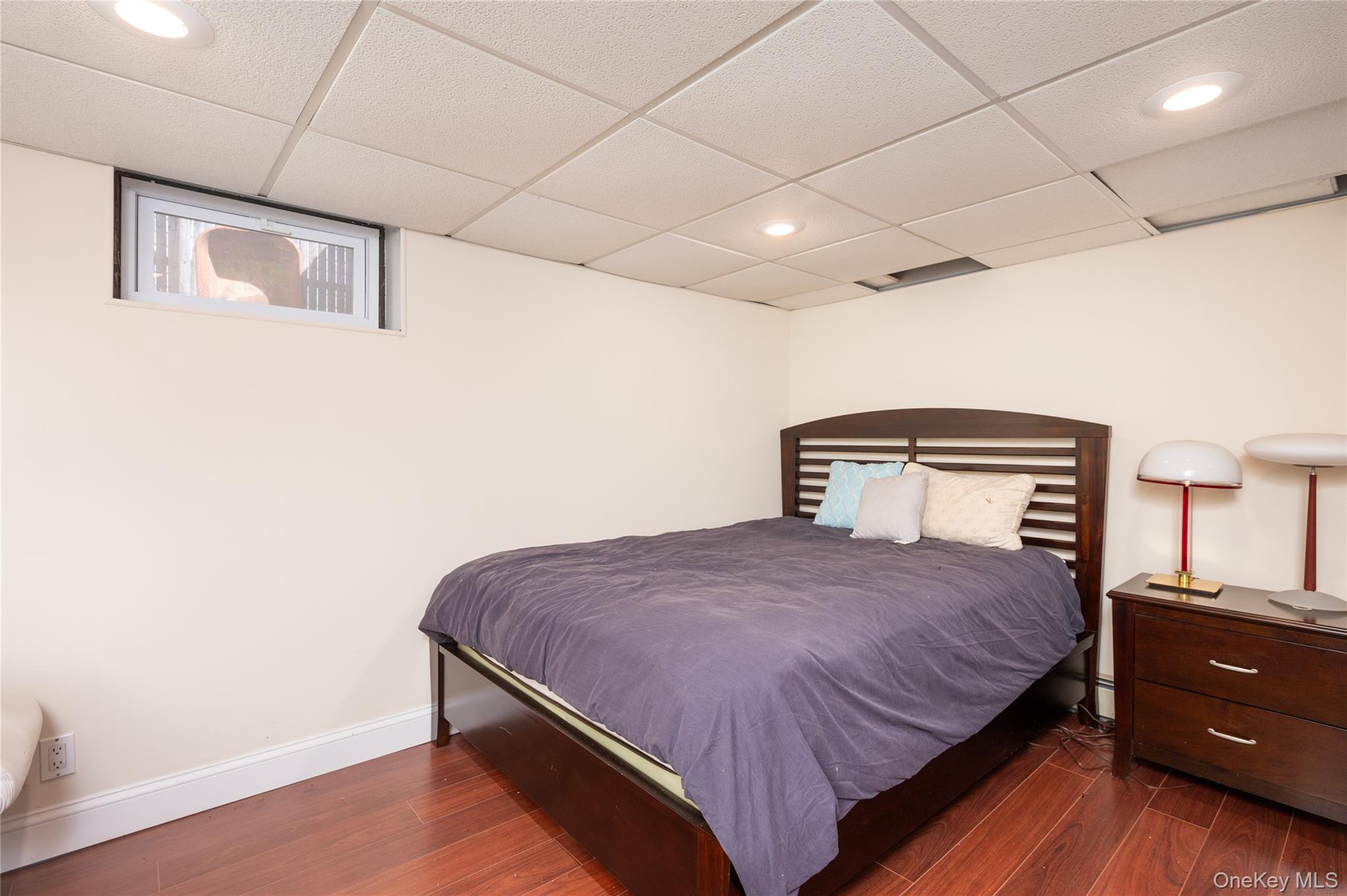 930 W Shelley Road, Bellmore, NY 11710