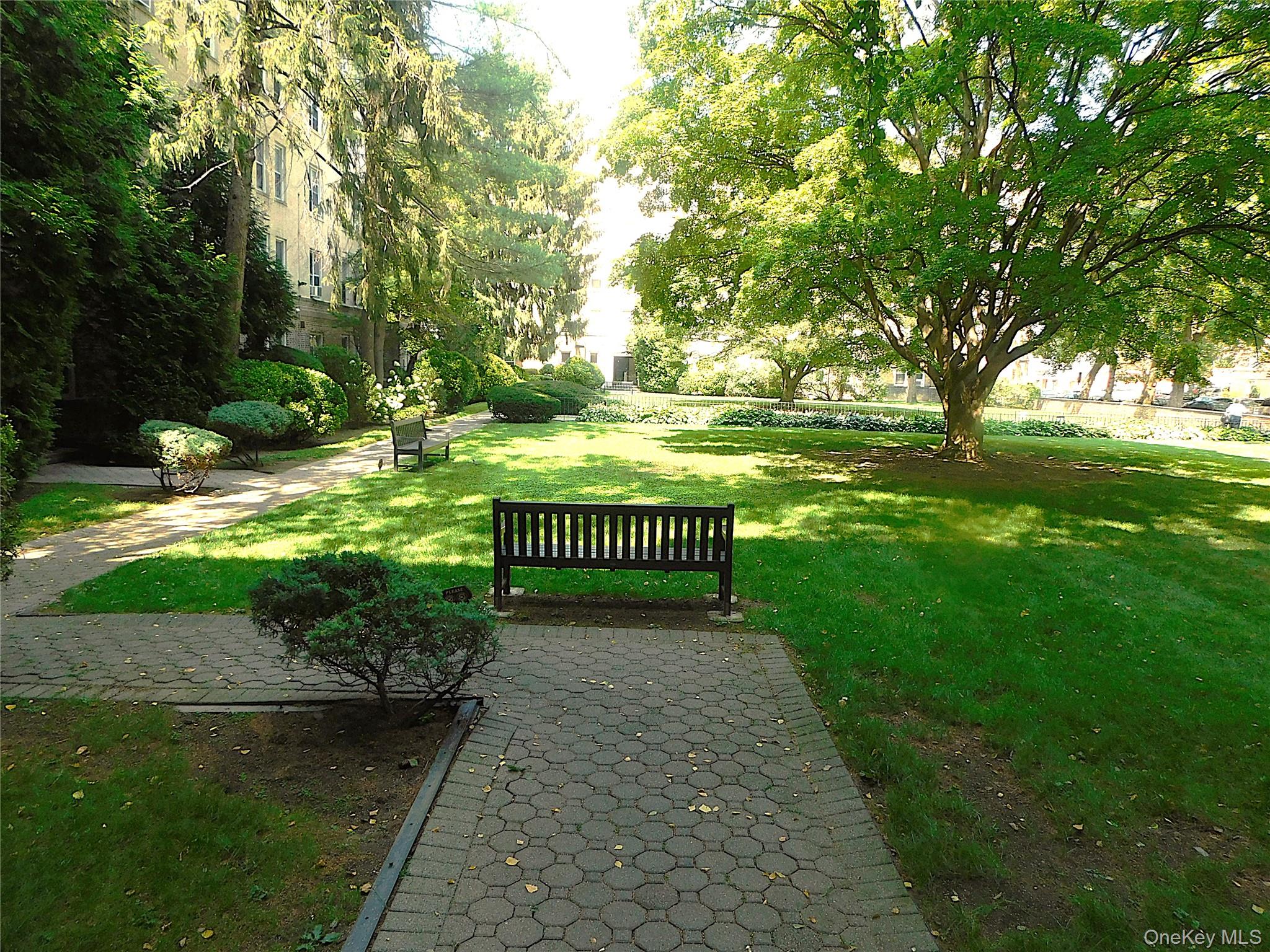 472 Gramatan Avenue # Building 2 Unit# H1, Mount Vernon, NY 10552