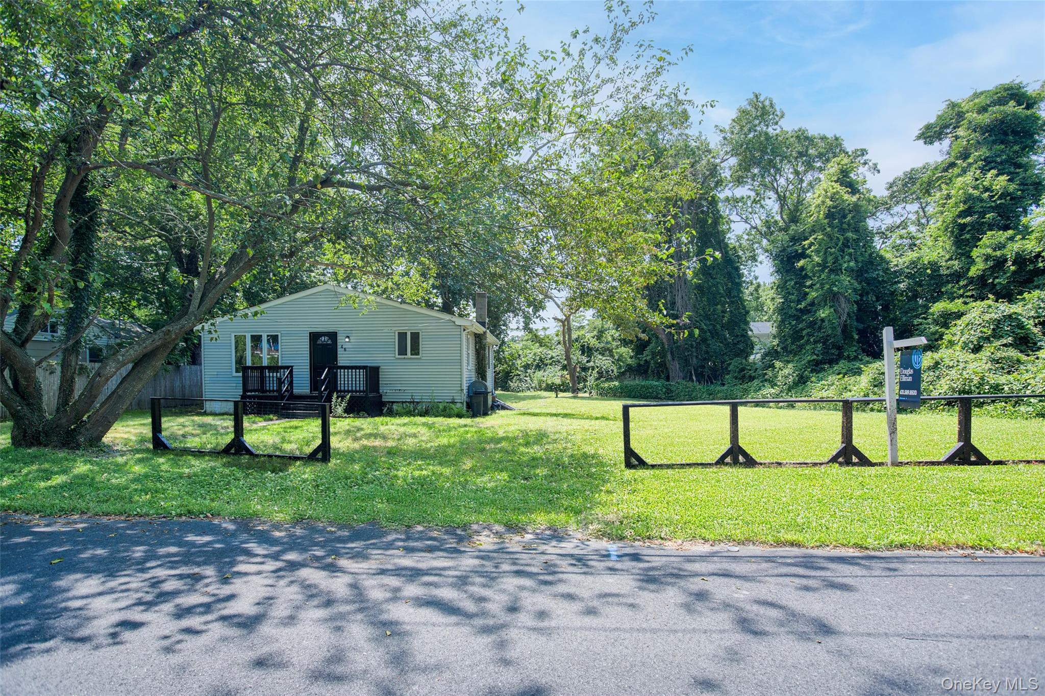46 Saint George Drive, Shirley, NY 11967