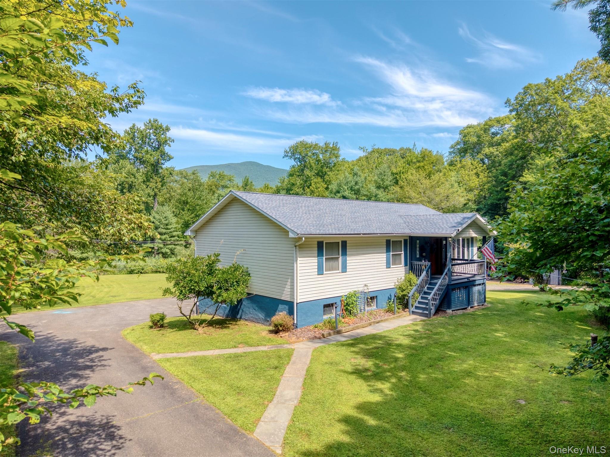 58 Kelder Highway, Olivebridge, NY 12461