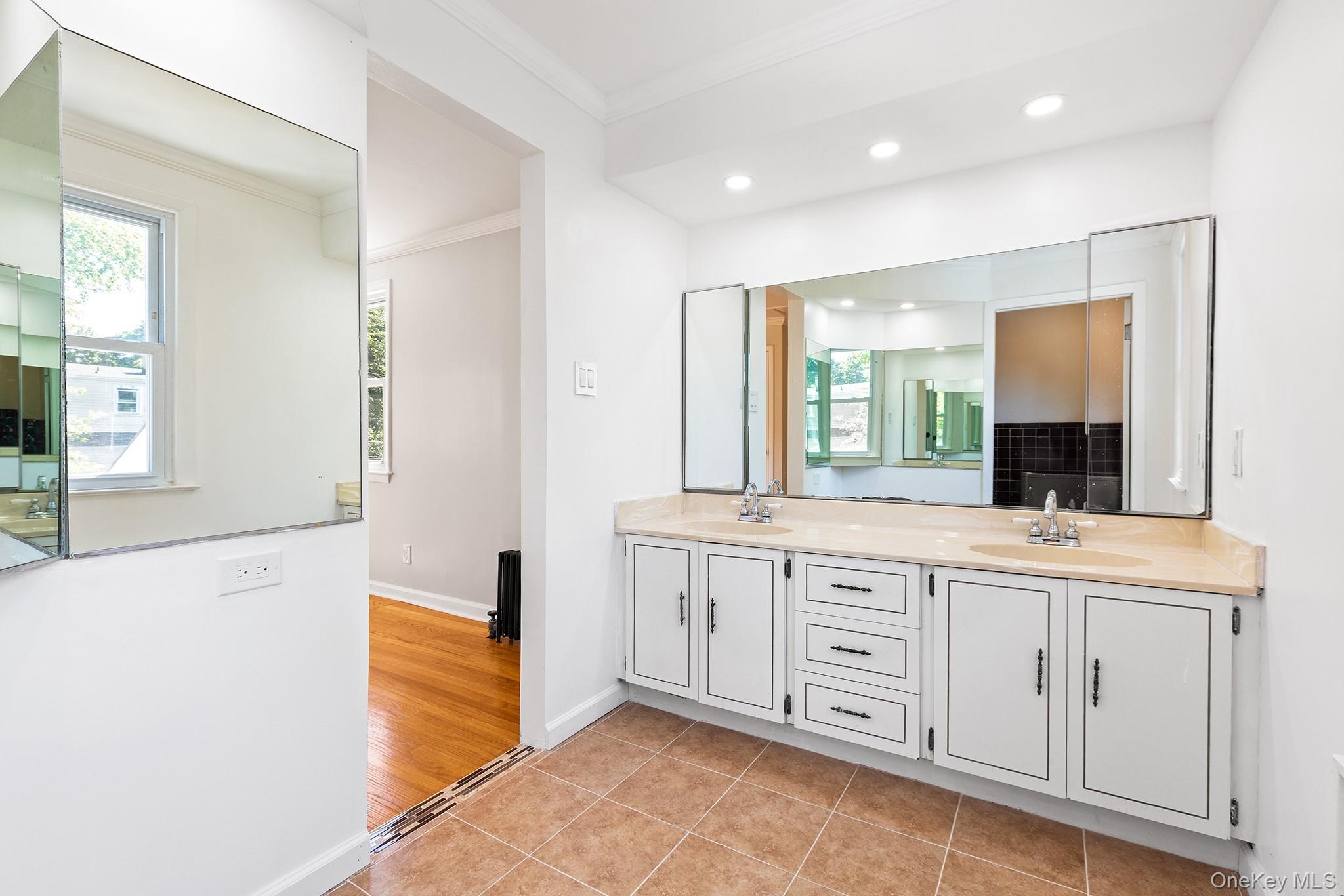 19 Florence Avenue, White Plains, NY 10607