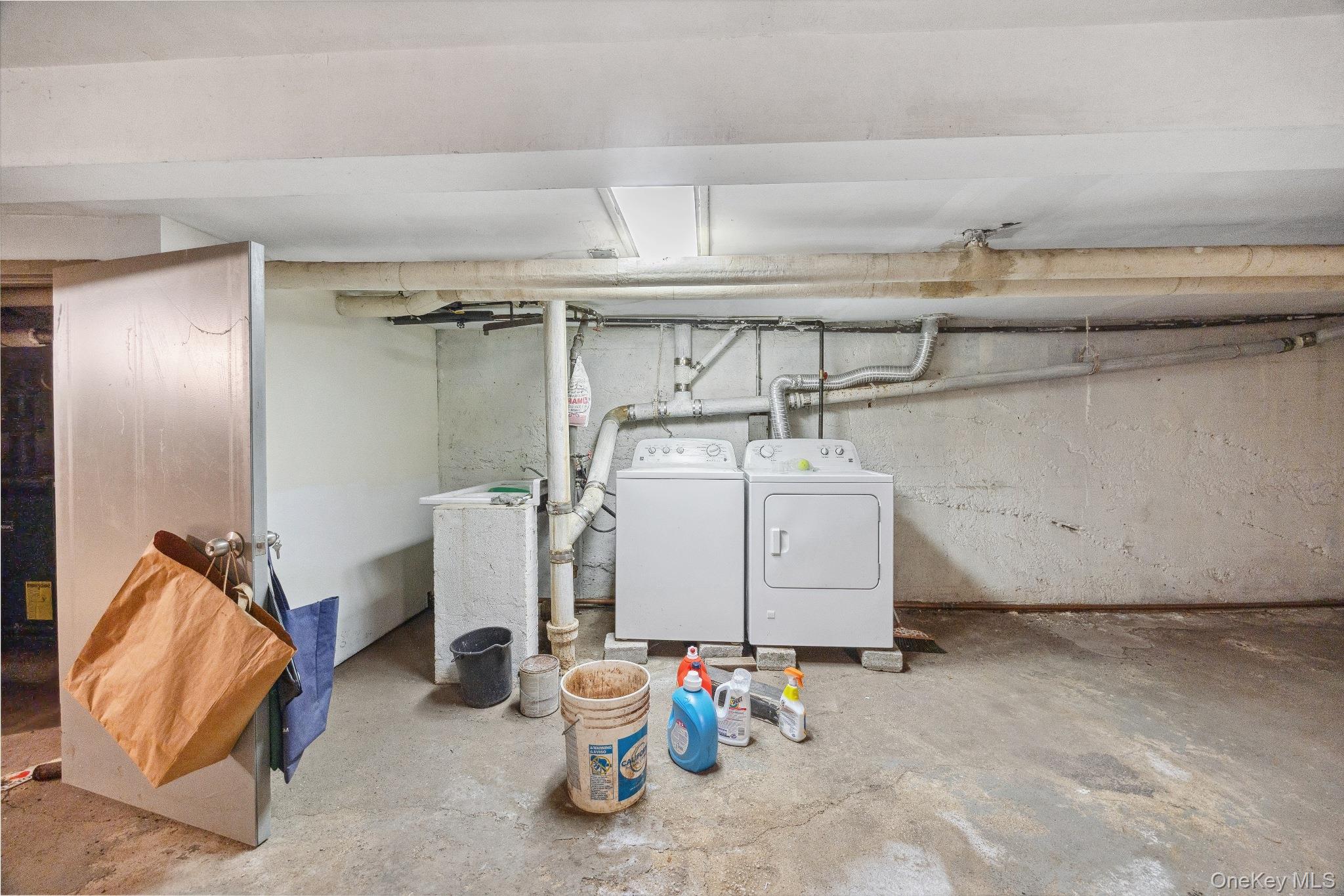 65-50 Woodside Avenue, Woodside, NY 11377