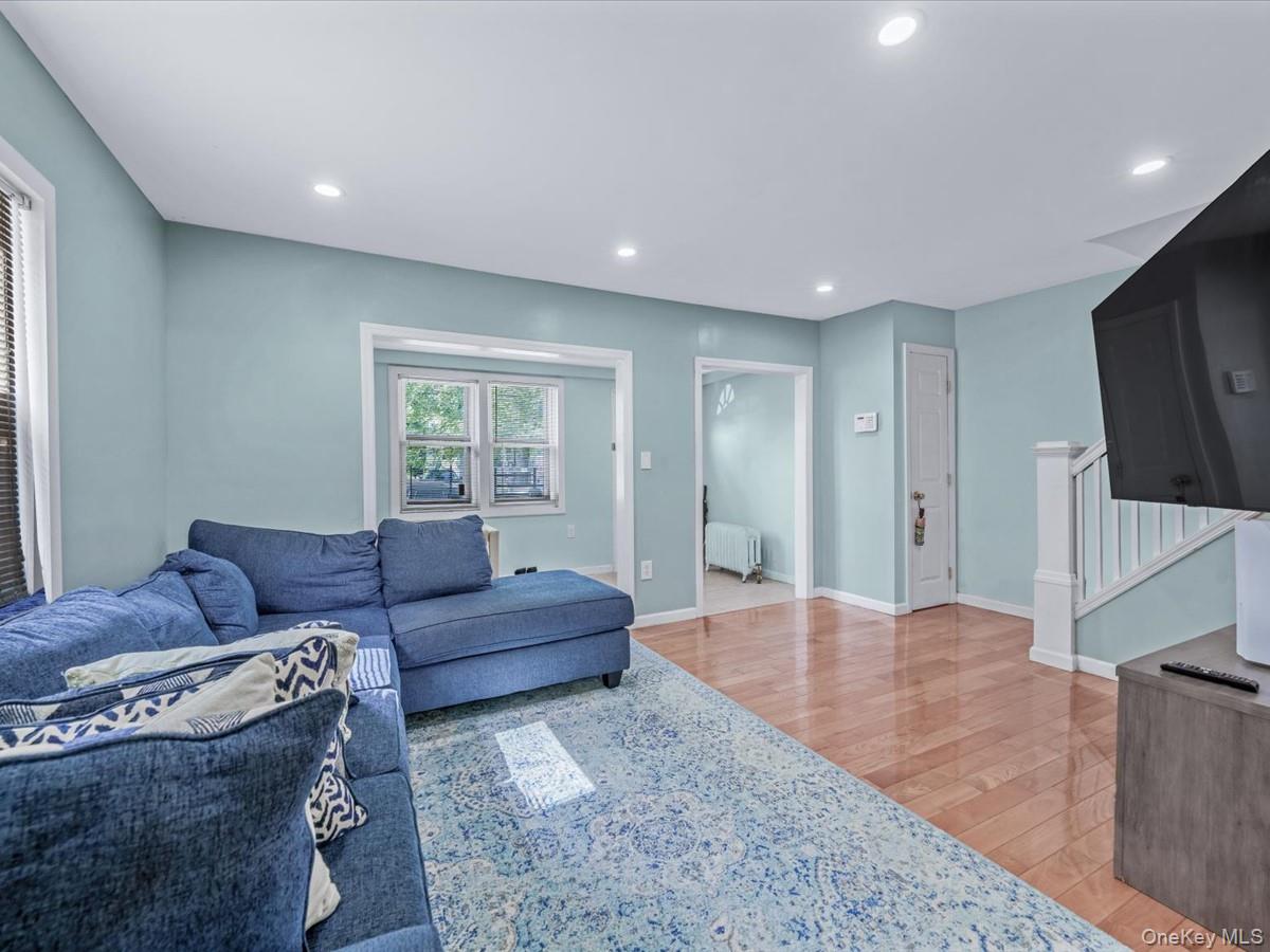 191-16 114th Drive, Saint Albans, NY 11412