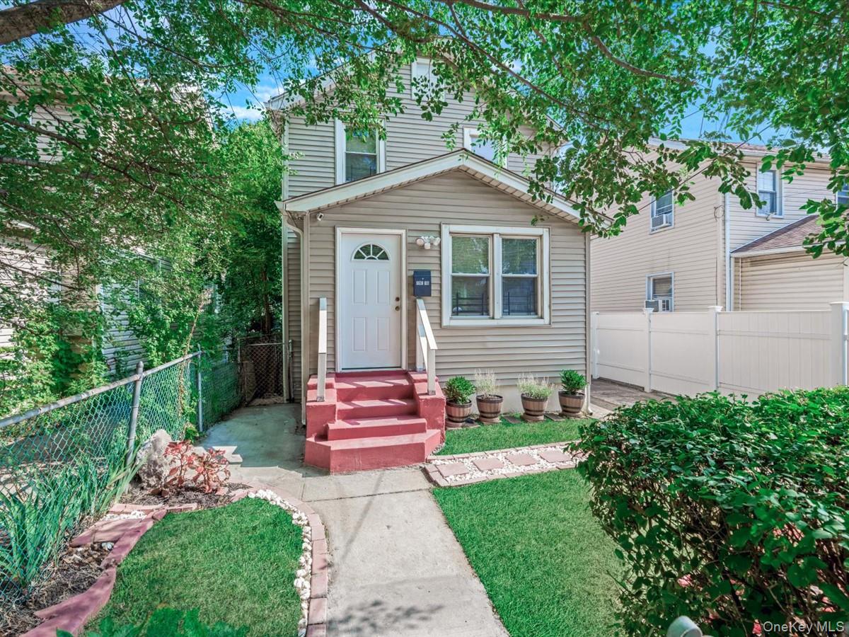 191-16 114th RD Drive, Saint Albans, NY 11412