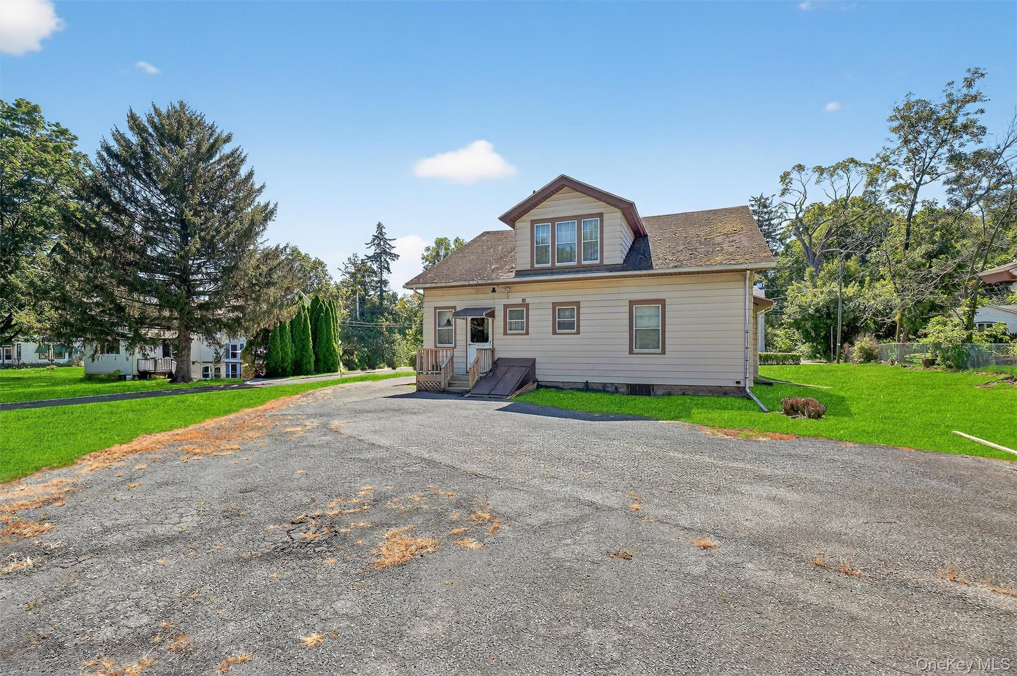 2397 Route 9D, Wappingers Falls, NY 12590