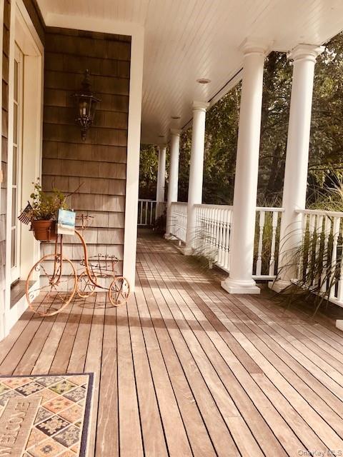 29 Cedar Lane, Remsenburg, NY 11960