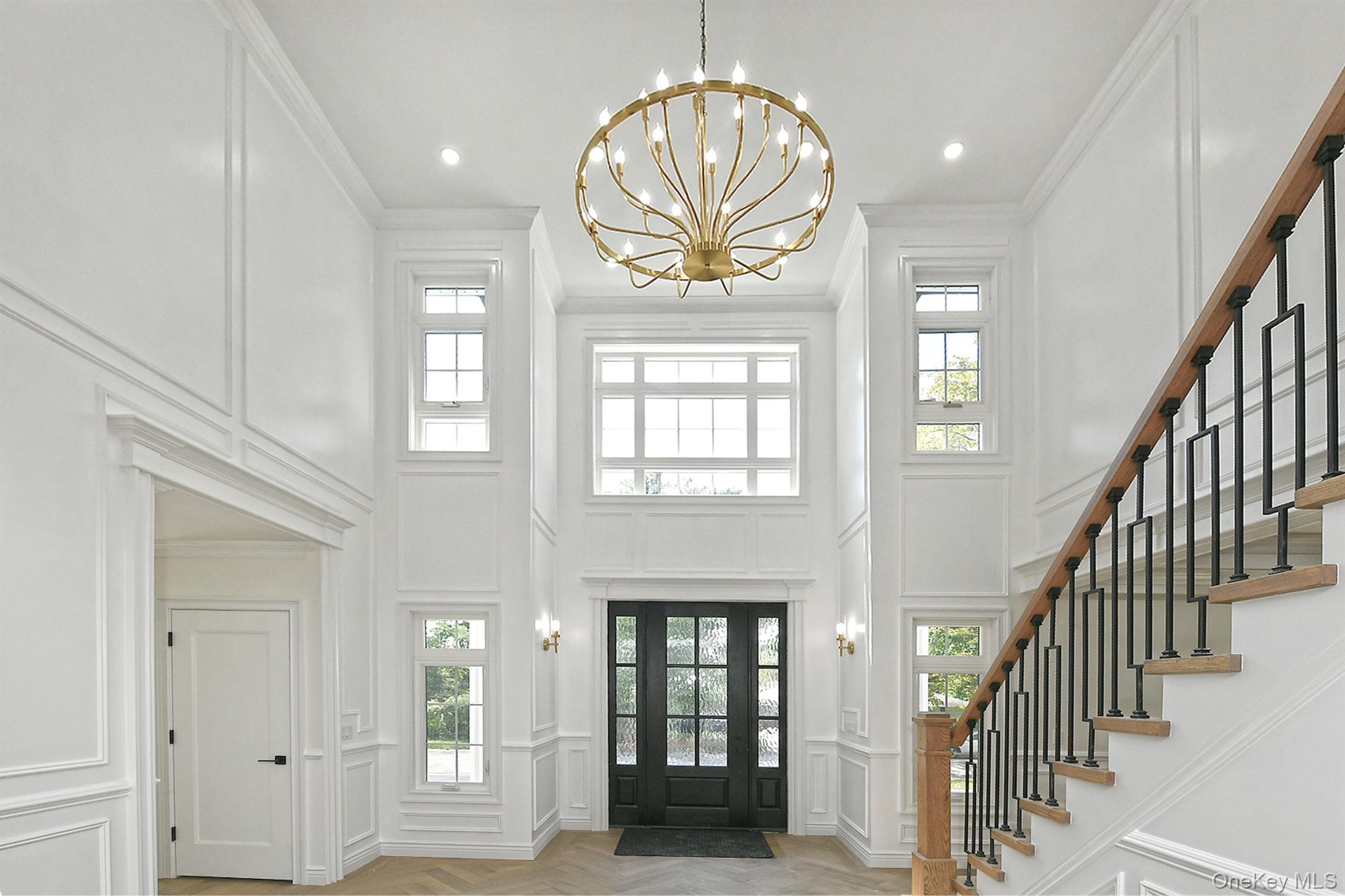 11 Edcris Lane, Huntington, NY 11743