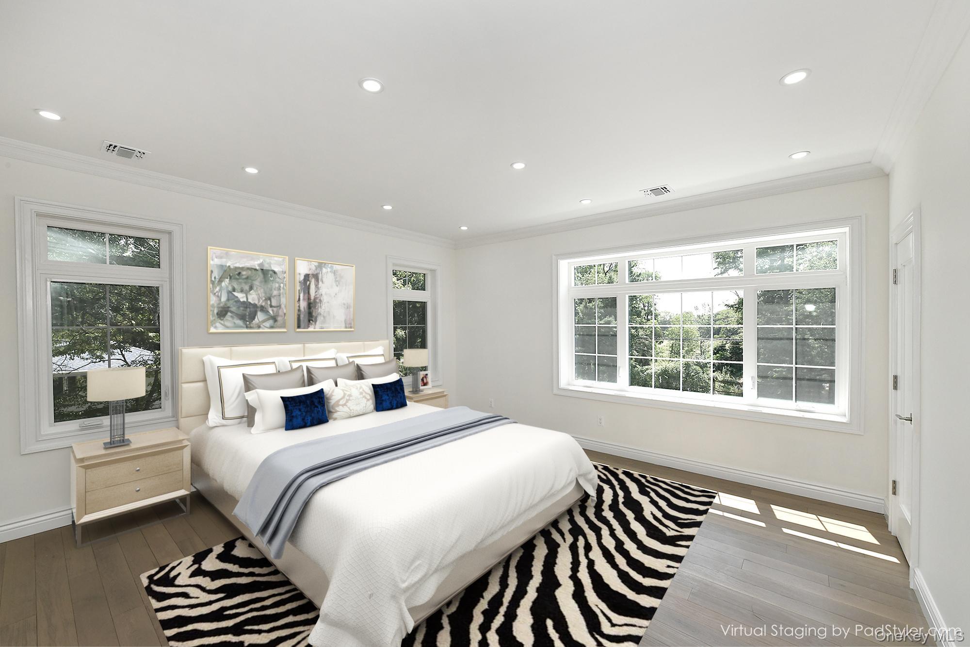 11 Edcris Lane, Huntington, NY 11743