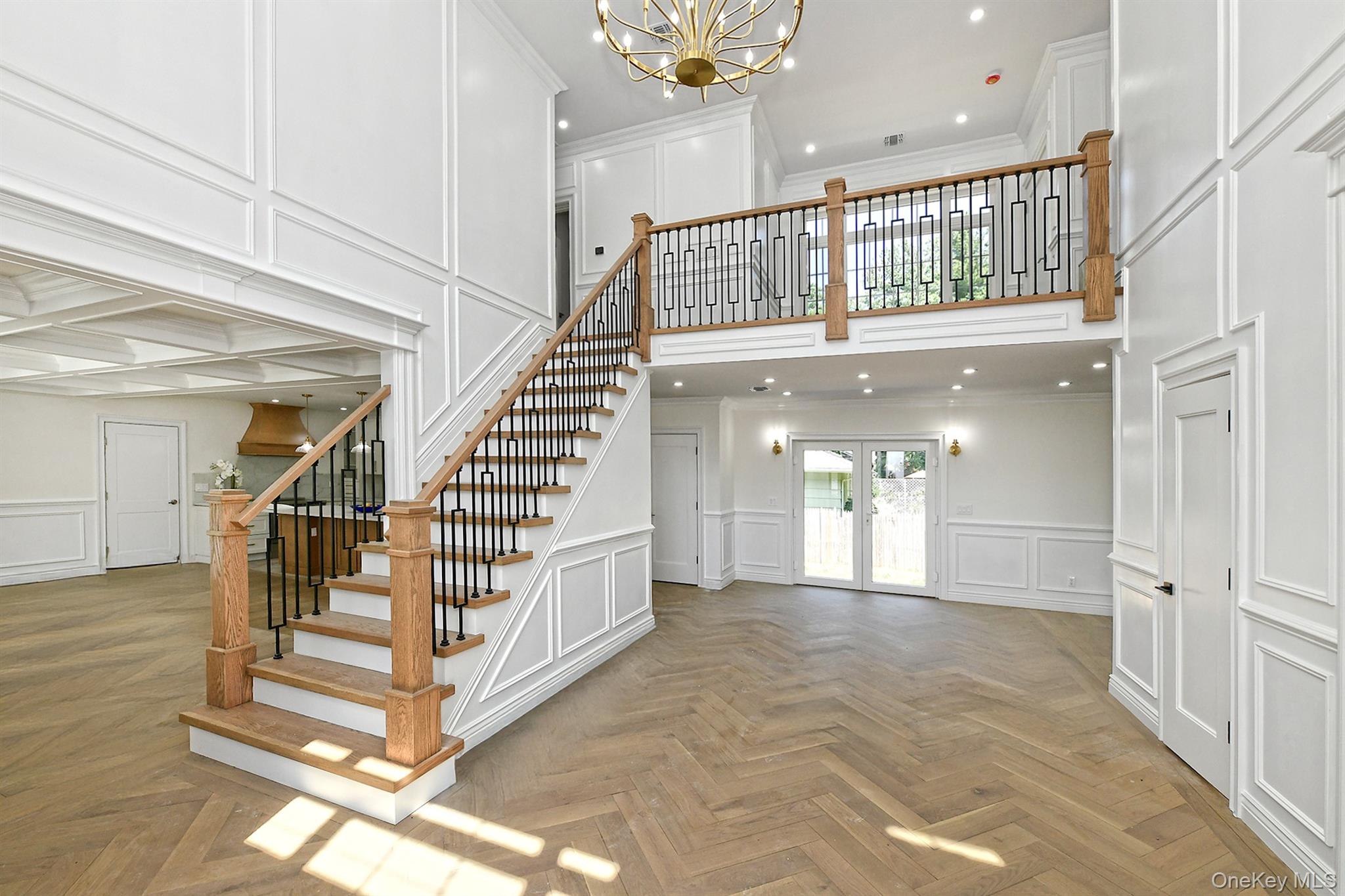 11 Edcris Lane, Huntington, NY 11743