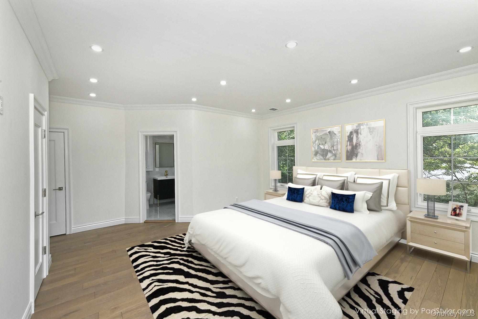 11 Edcris Lane, Huntington, NY 11743