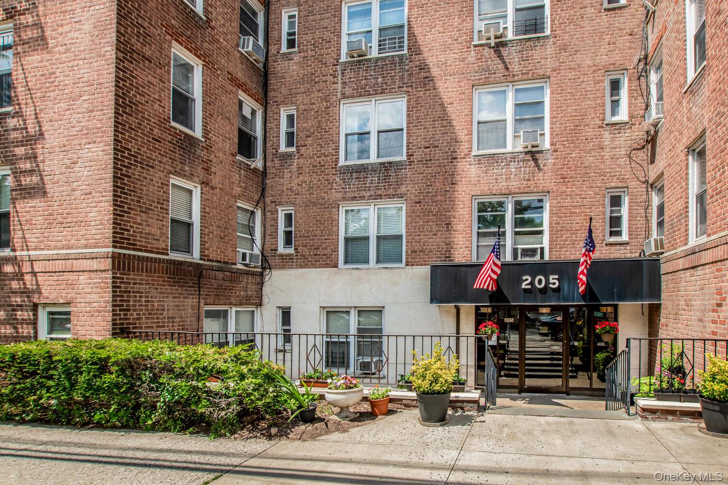 205 East 238th Street # 4C, Bronx, NY 10470