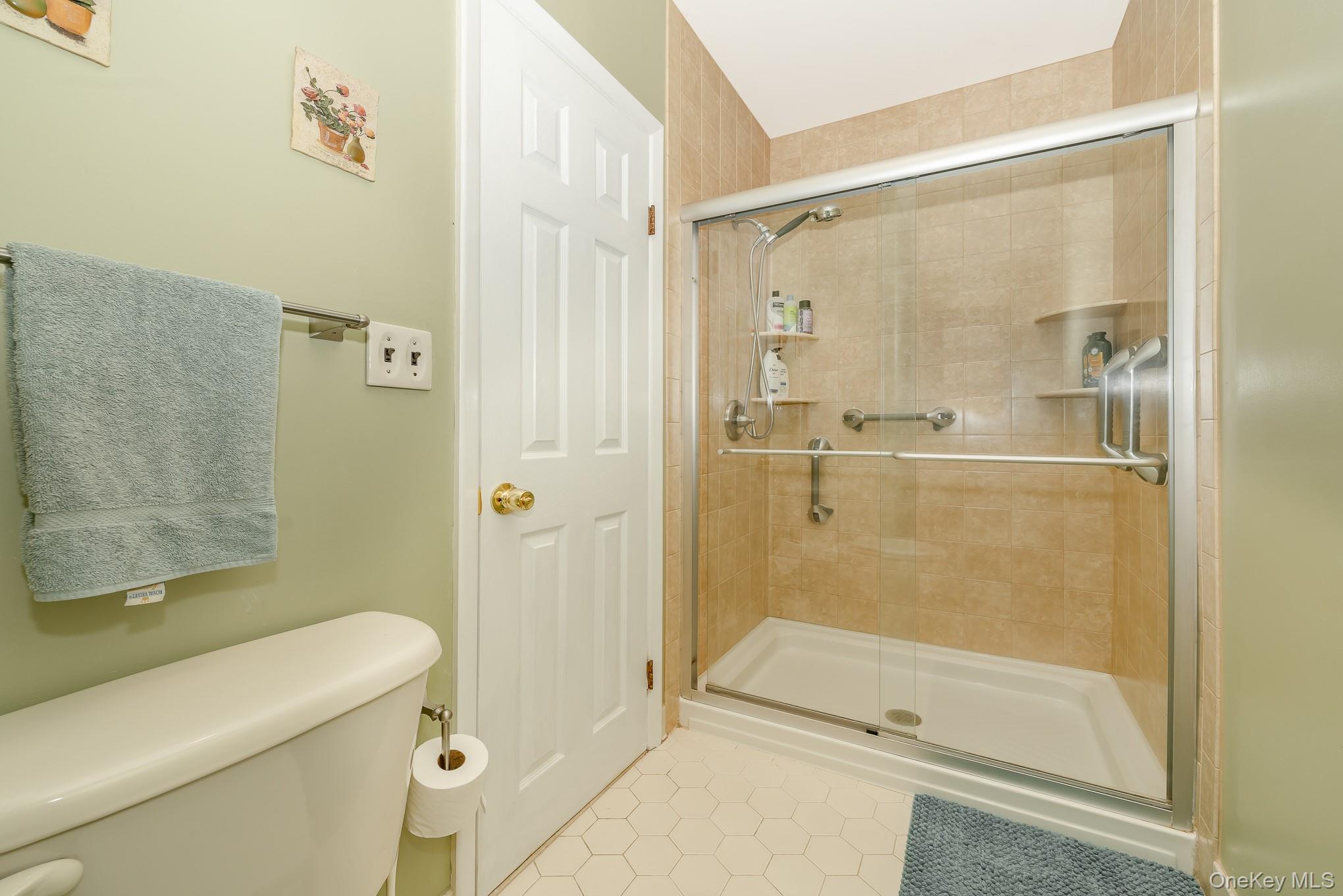 118 Linden Street, Bellmore, NY 11710