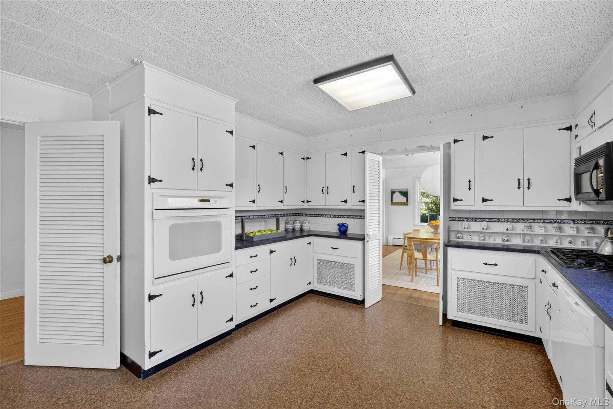 1520 State Route 213, High Falls, NY 12440