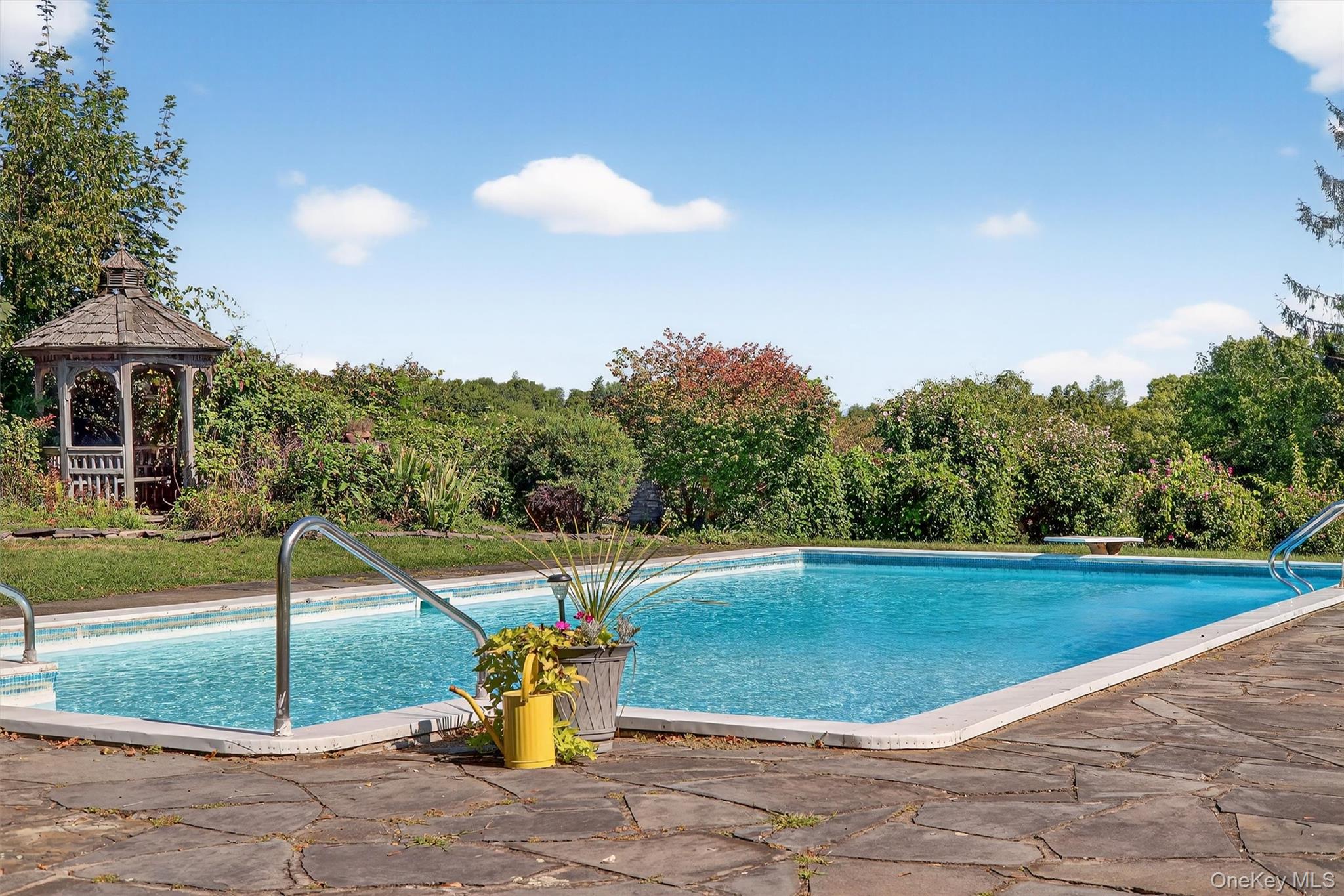 1520 State Route 213, High Falls, NY 12440