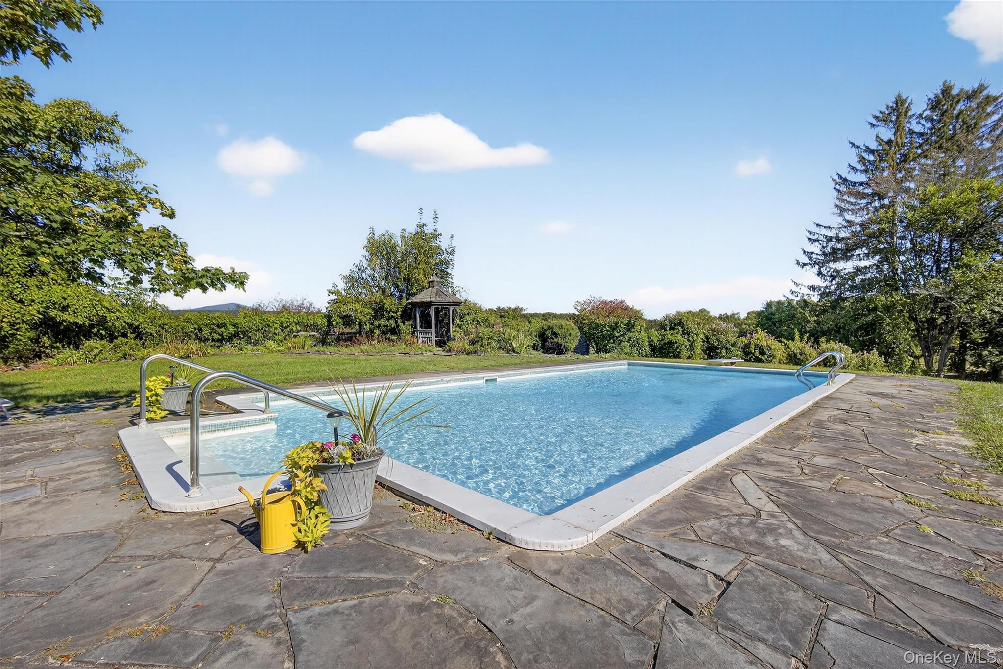 1520 State Route 213, High Falls, NY 12440