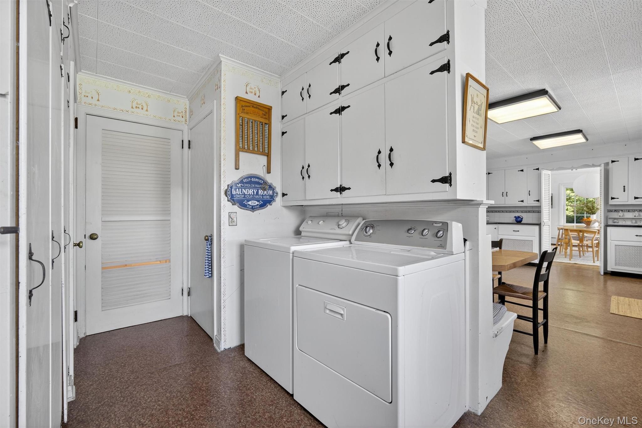 1520 State Route 213, High Falls, NY 12440