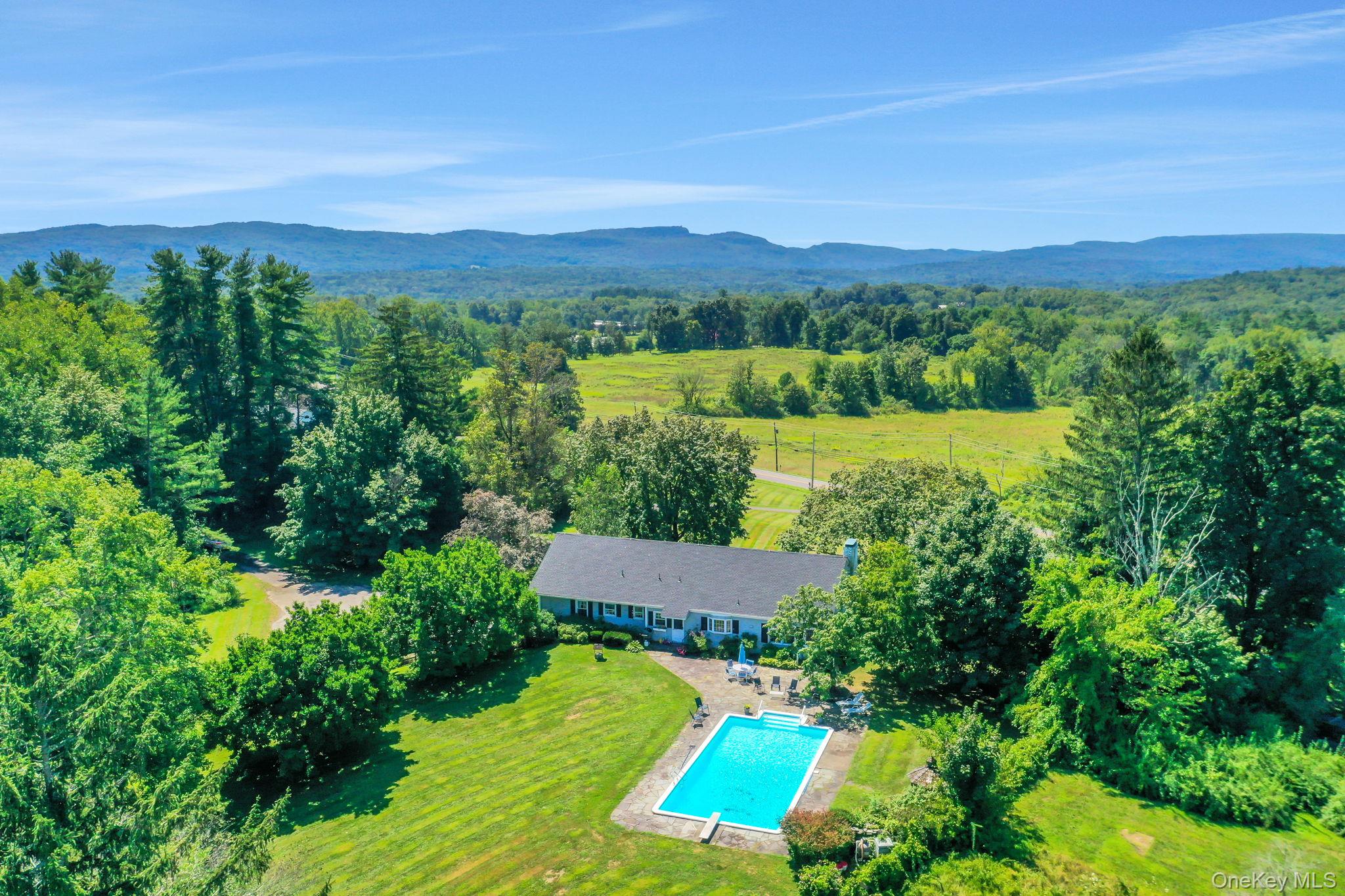 1520 State Route 213, High Falls, NY 12440