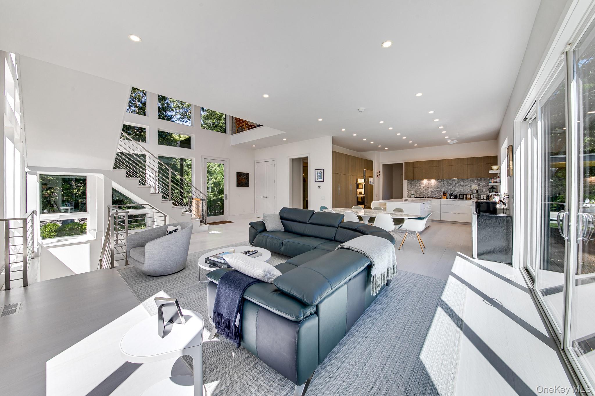 70 Cove Hollow Road, East Hampton, NY 11937