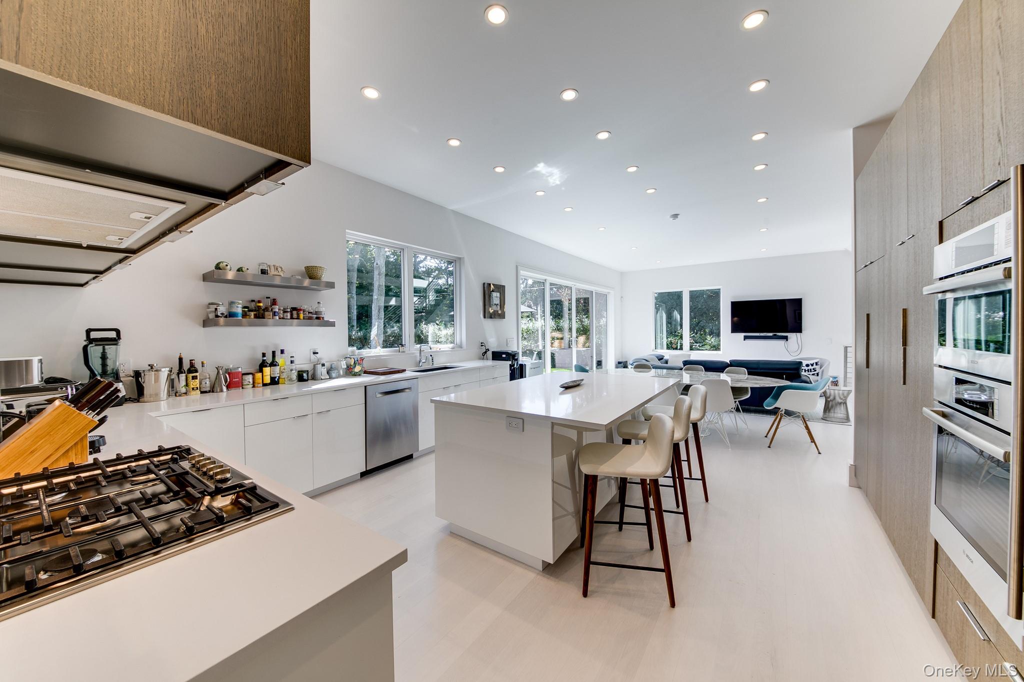 70 Cove Hollow Road, East Hampton, NY 11937