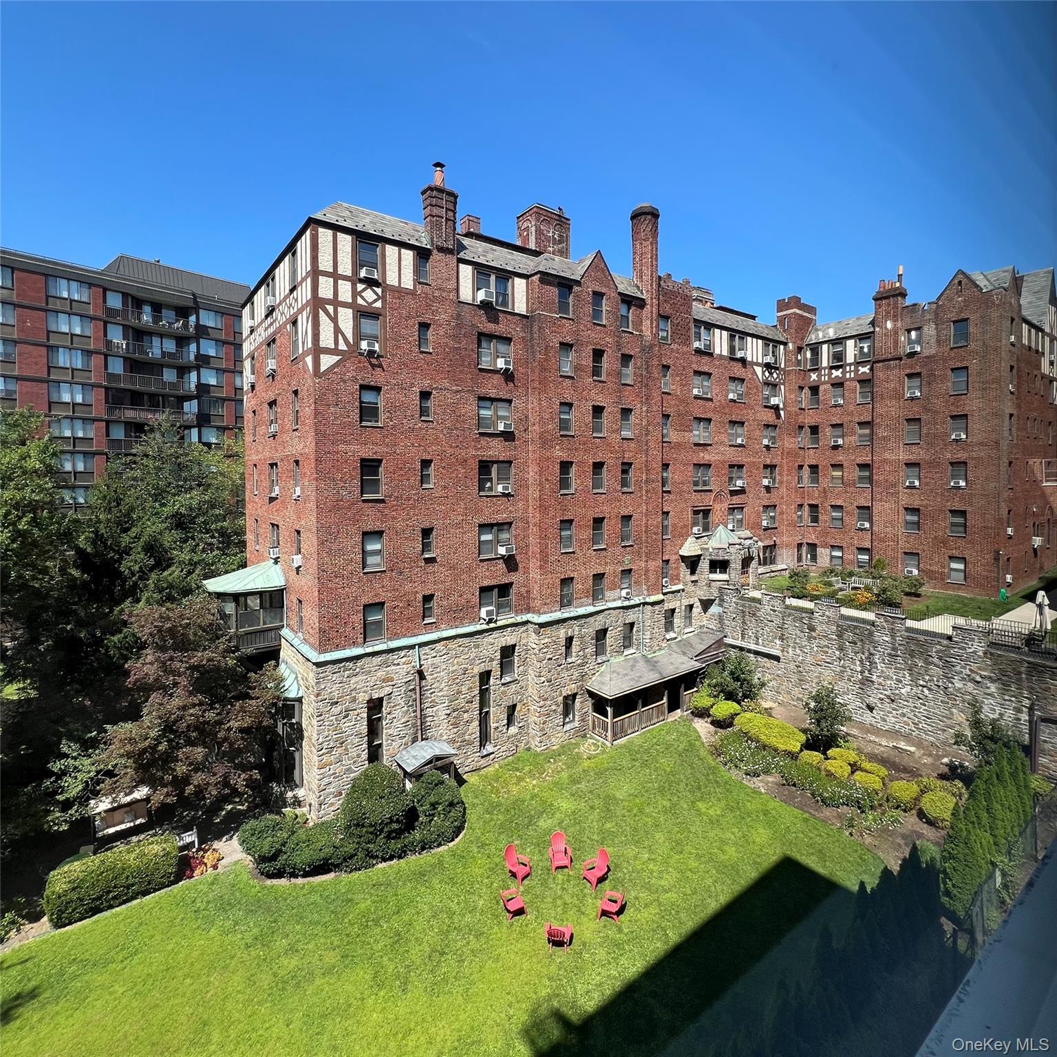 80 E Hartsdale Avenue # 321, Hartsdale, NY 10530