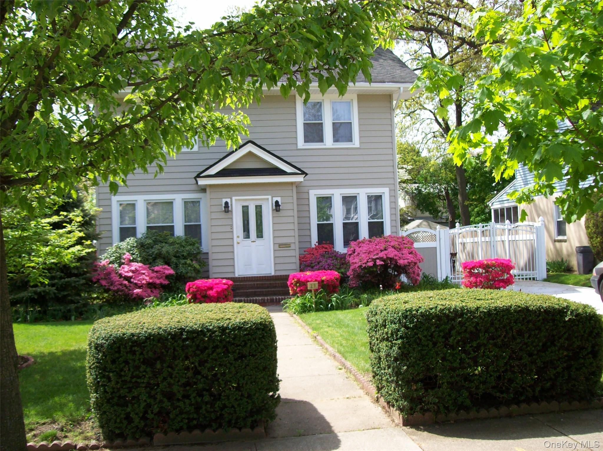 29 Wilson Place, Freeport, NY 11520