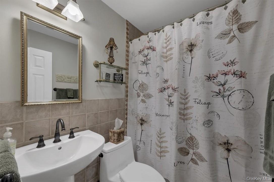 13 Split Rock Road, Mahopac, NY 10541