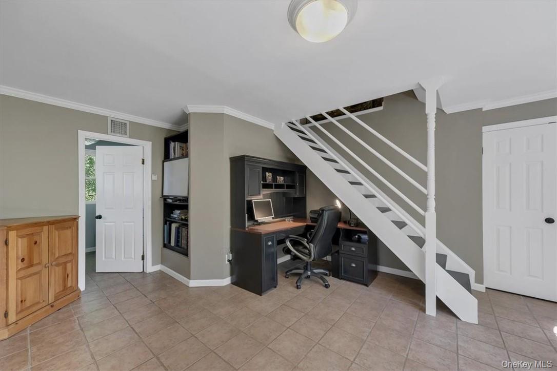 13 Split Rock Road, Mahopac, NY 10541