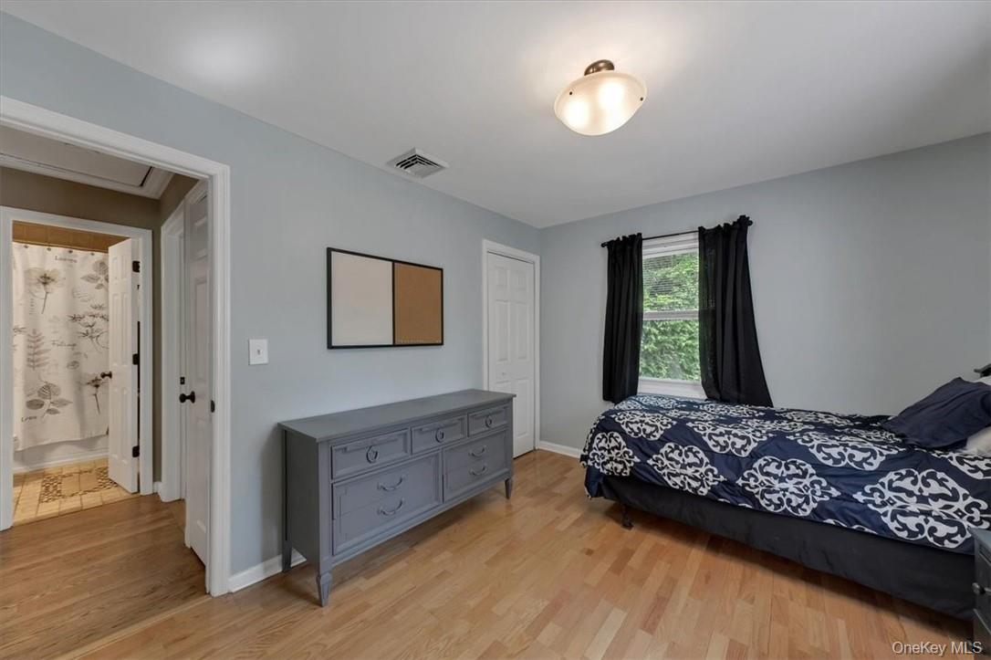 13 Split Rock Road, Mahopac, NY 10541