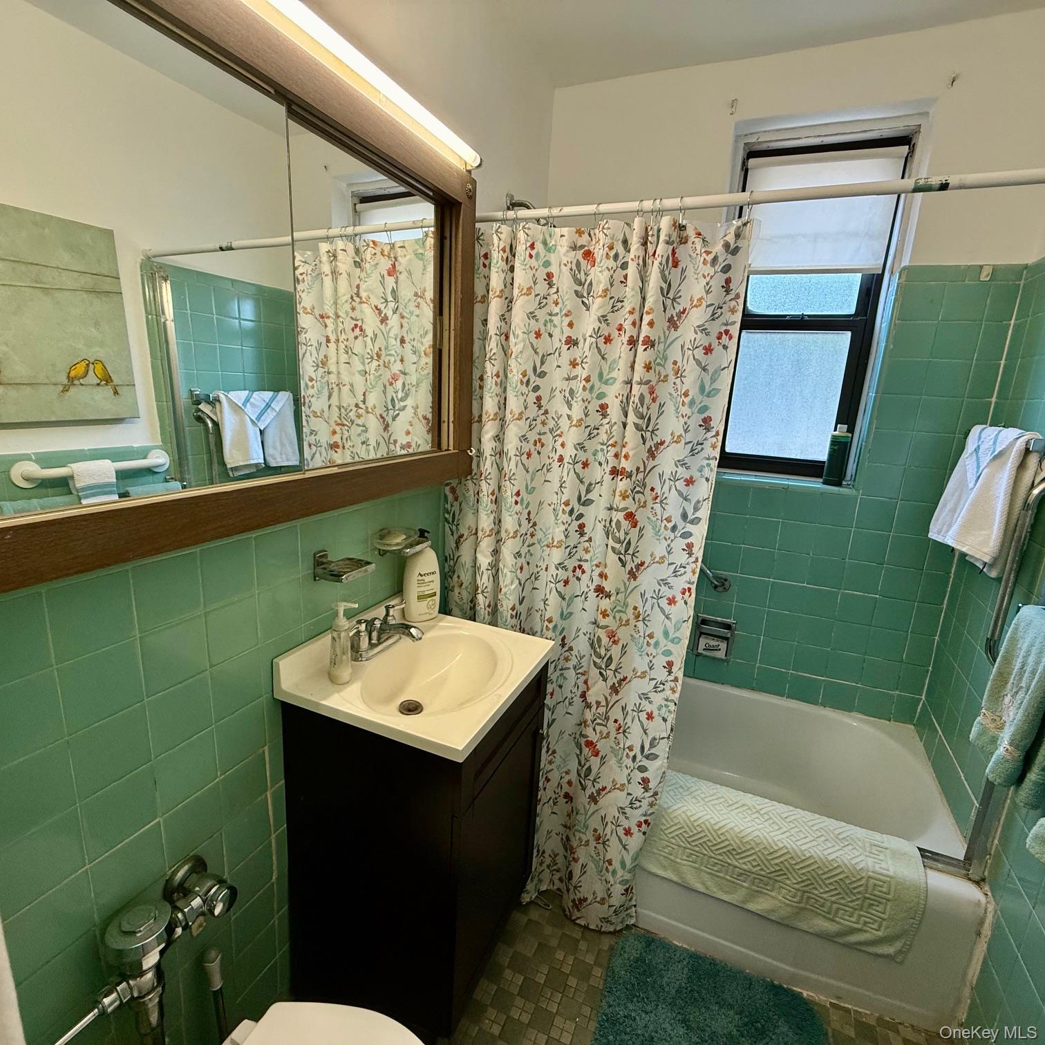 83-55 Woodhaven Boulevard # 2K, Woodhaven, NY 11421