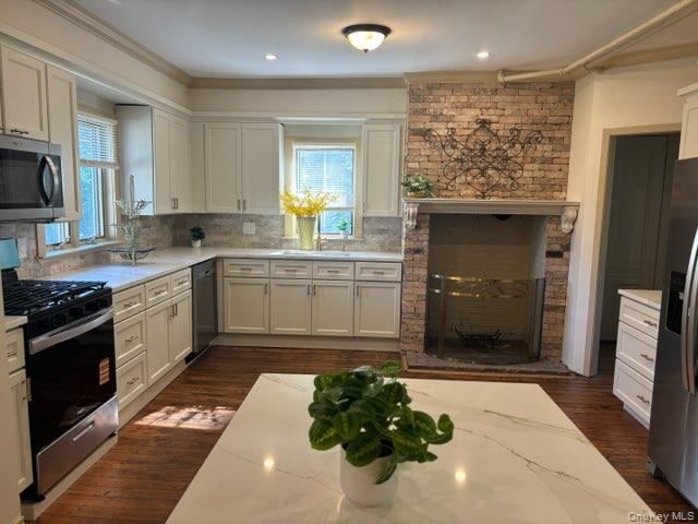 80 Ocean Avenue, Bay Shore, NY 11706