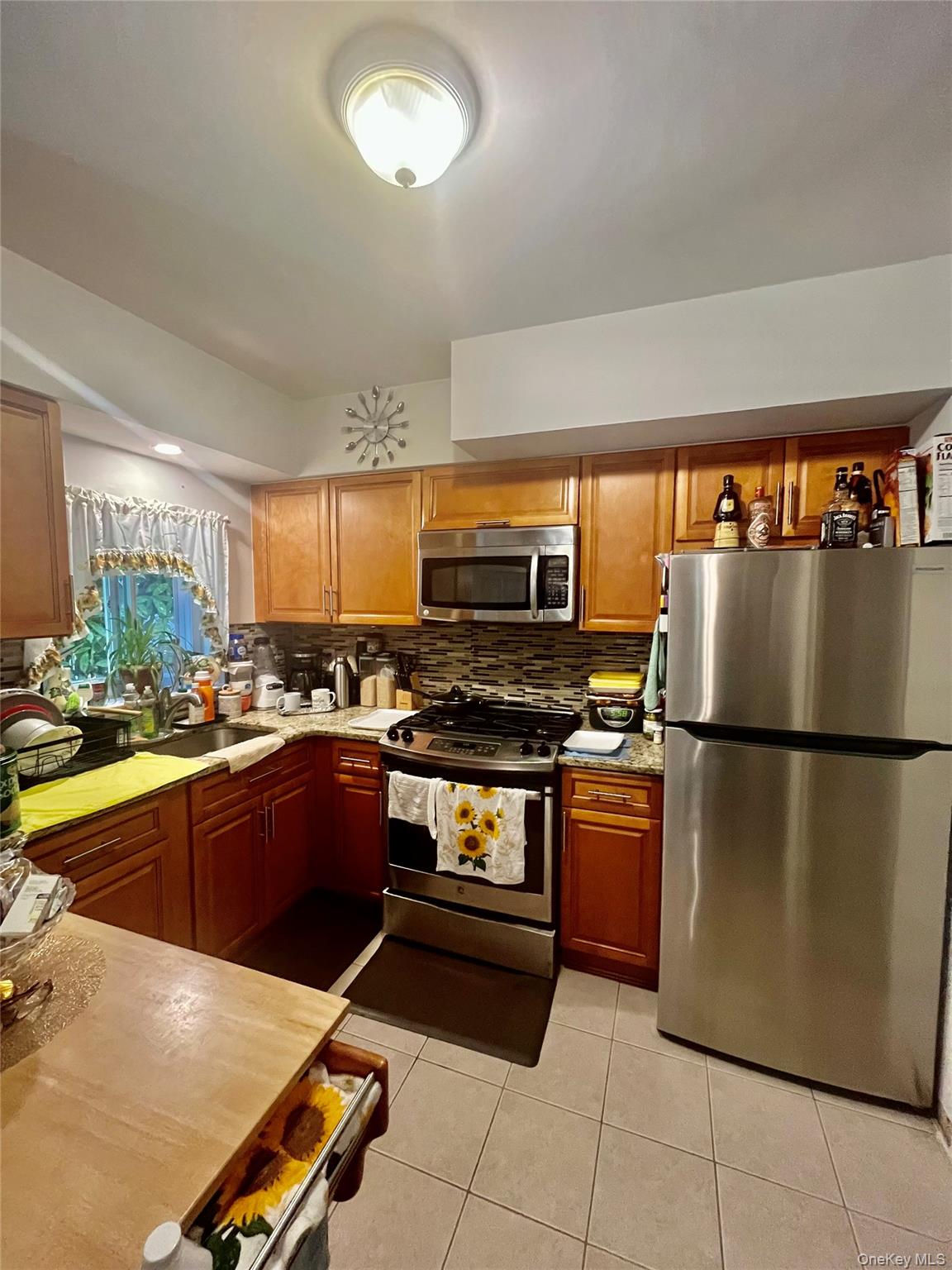 2525 Hone Avenue, Bronx, NY 10469