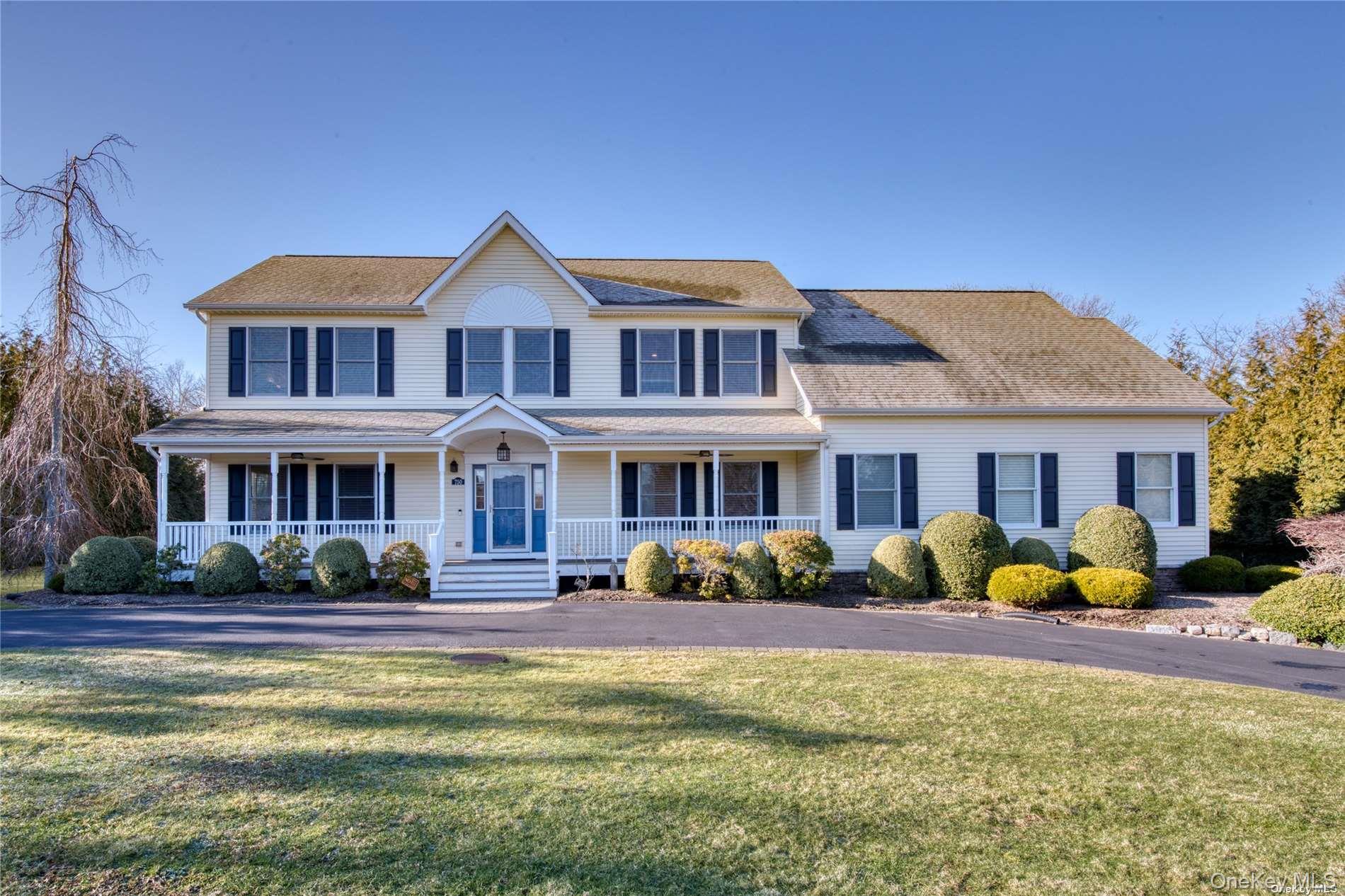 750 Kerwin Boulevard, Greenport, NY 11944