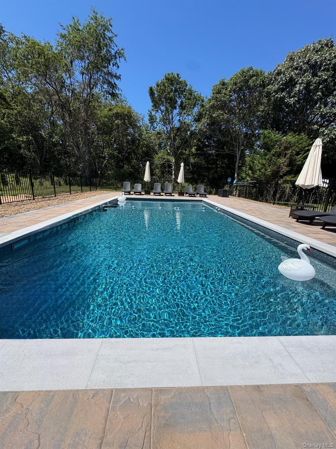 750 Kerwin Boulevard, Greenport, NY 11944