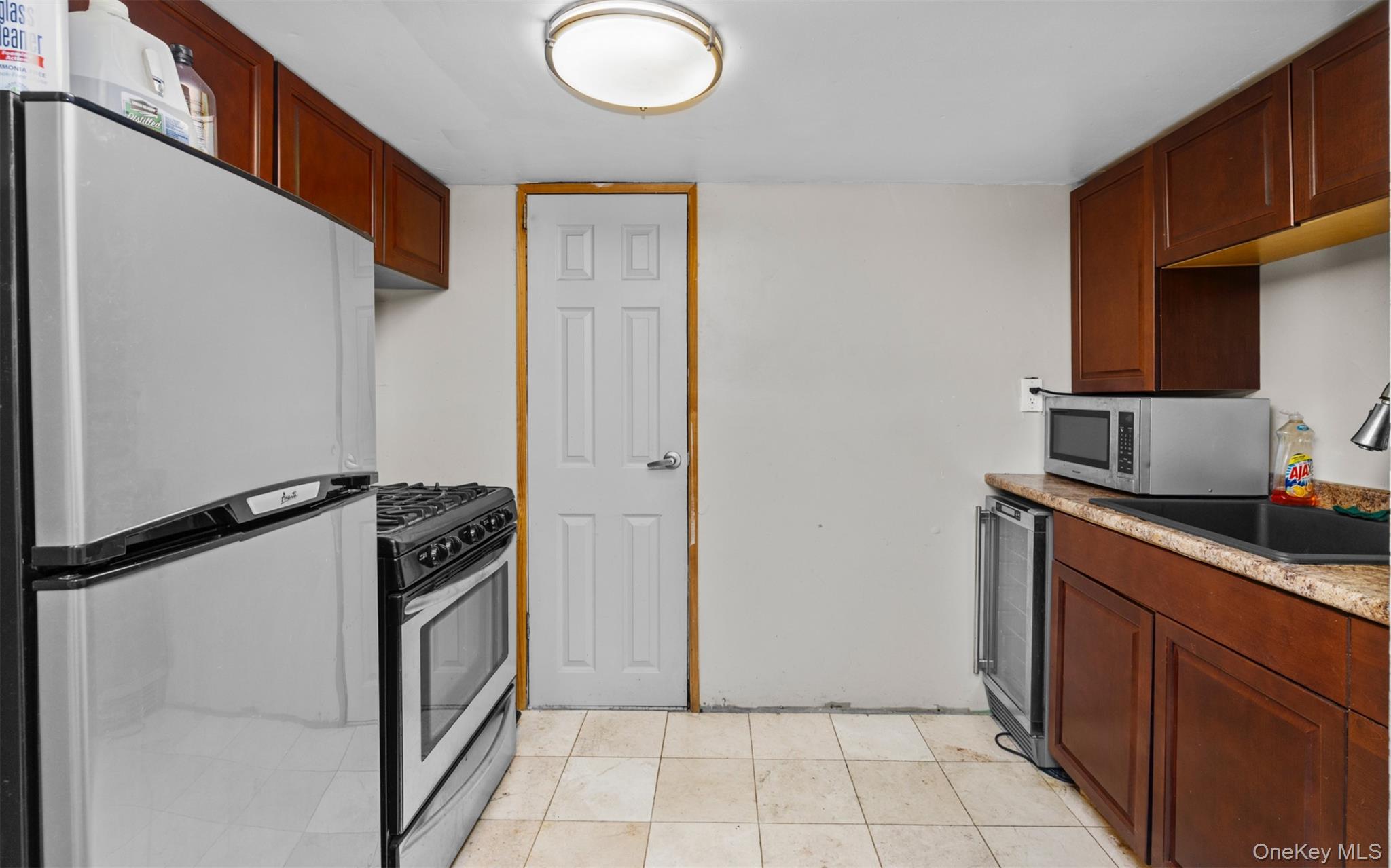 47 Alden Avenue, Valley Stream, NY 11580