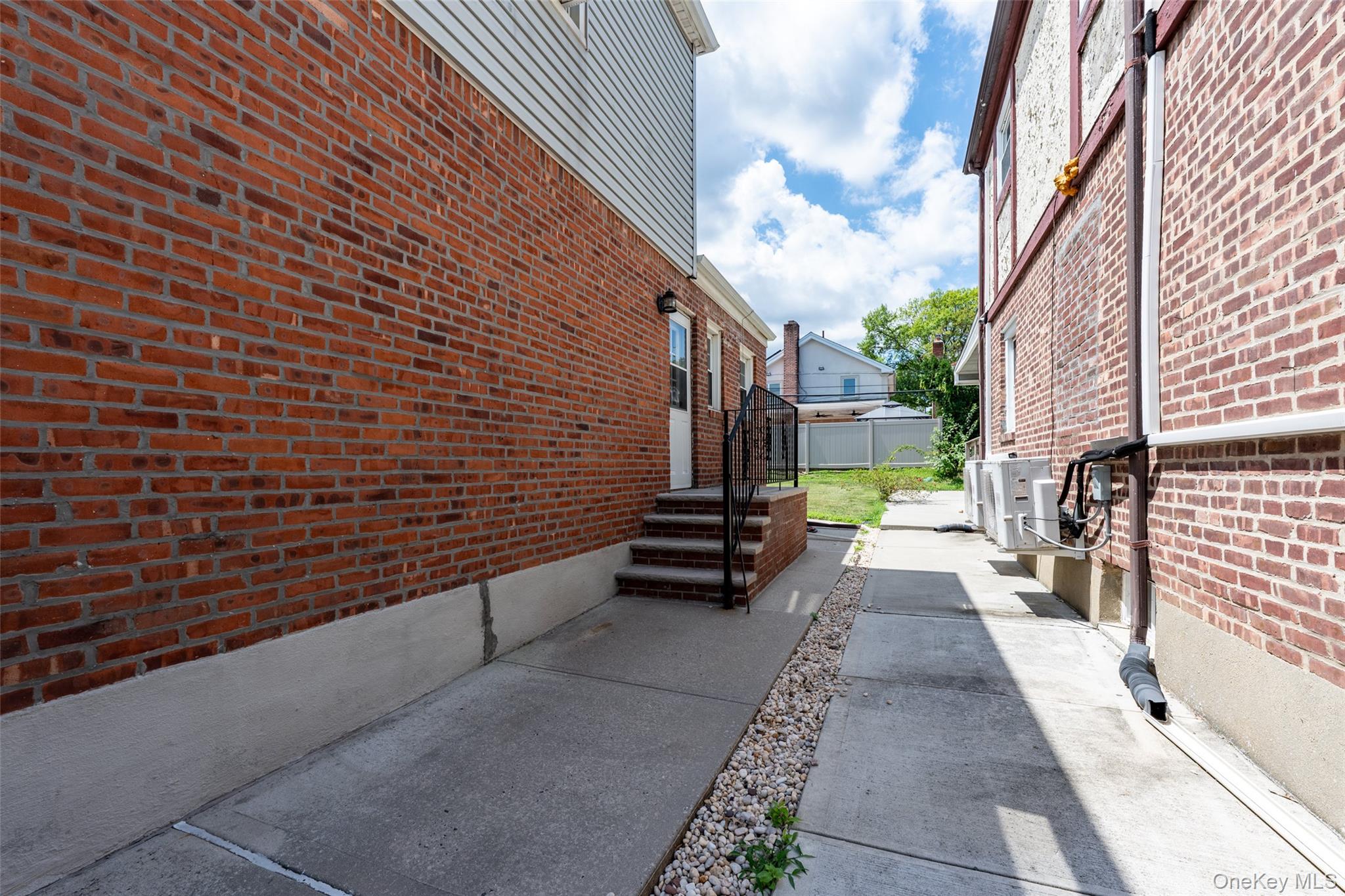 7548 195th Street, Fresh Meadows, NY 11366