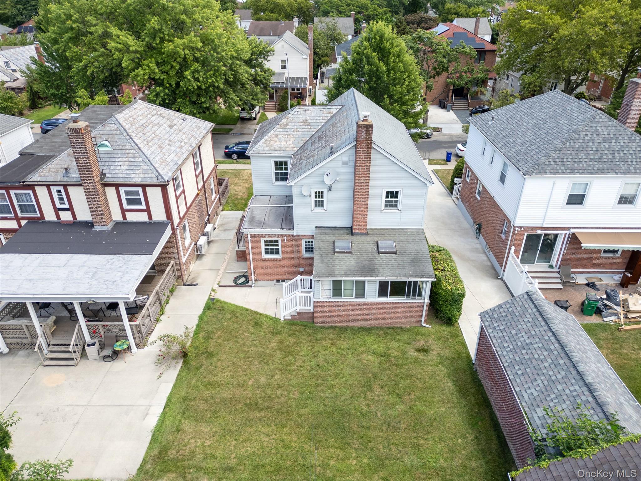 7548 195th Street, Fresh Meadows, NY 11366