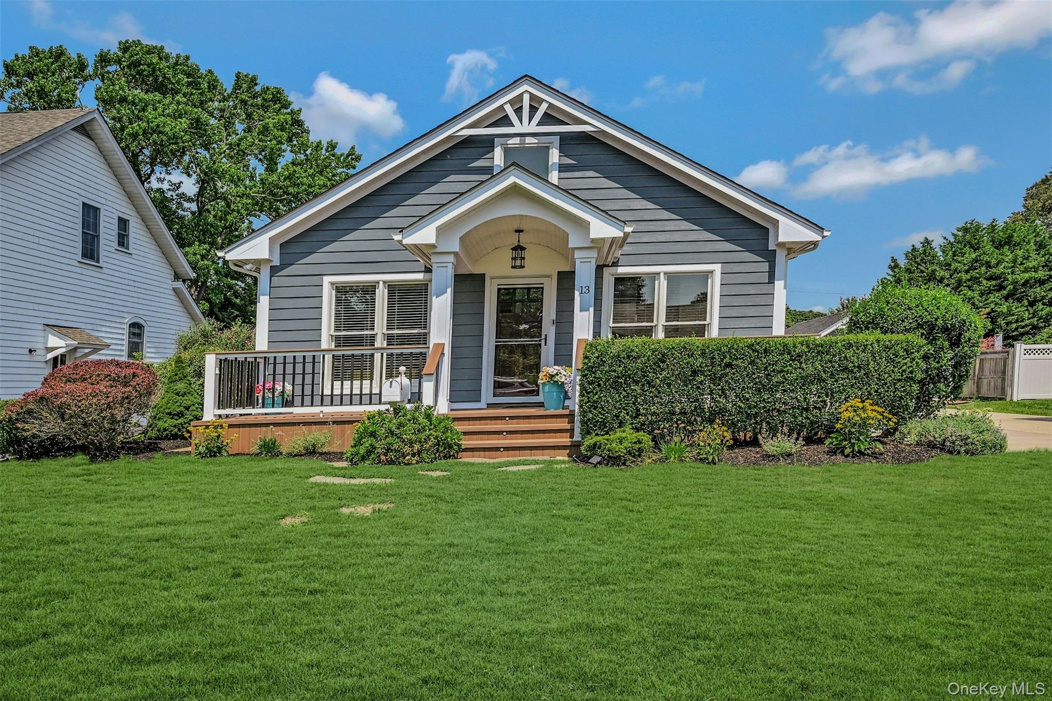 13 Washington Street, Sayville, NY 11782