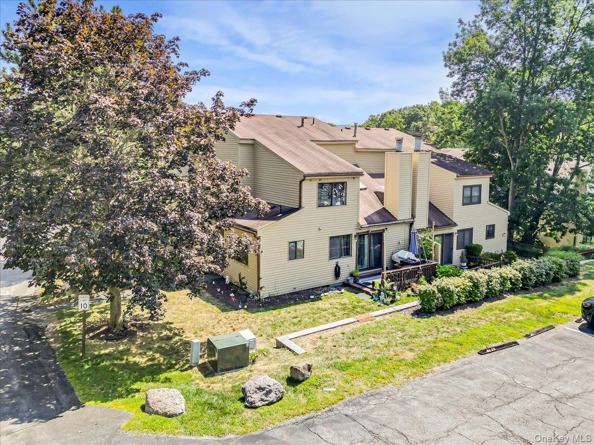 7 Sycamore Court, Highland Mills, NY 10930