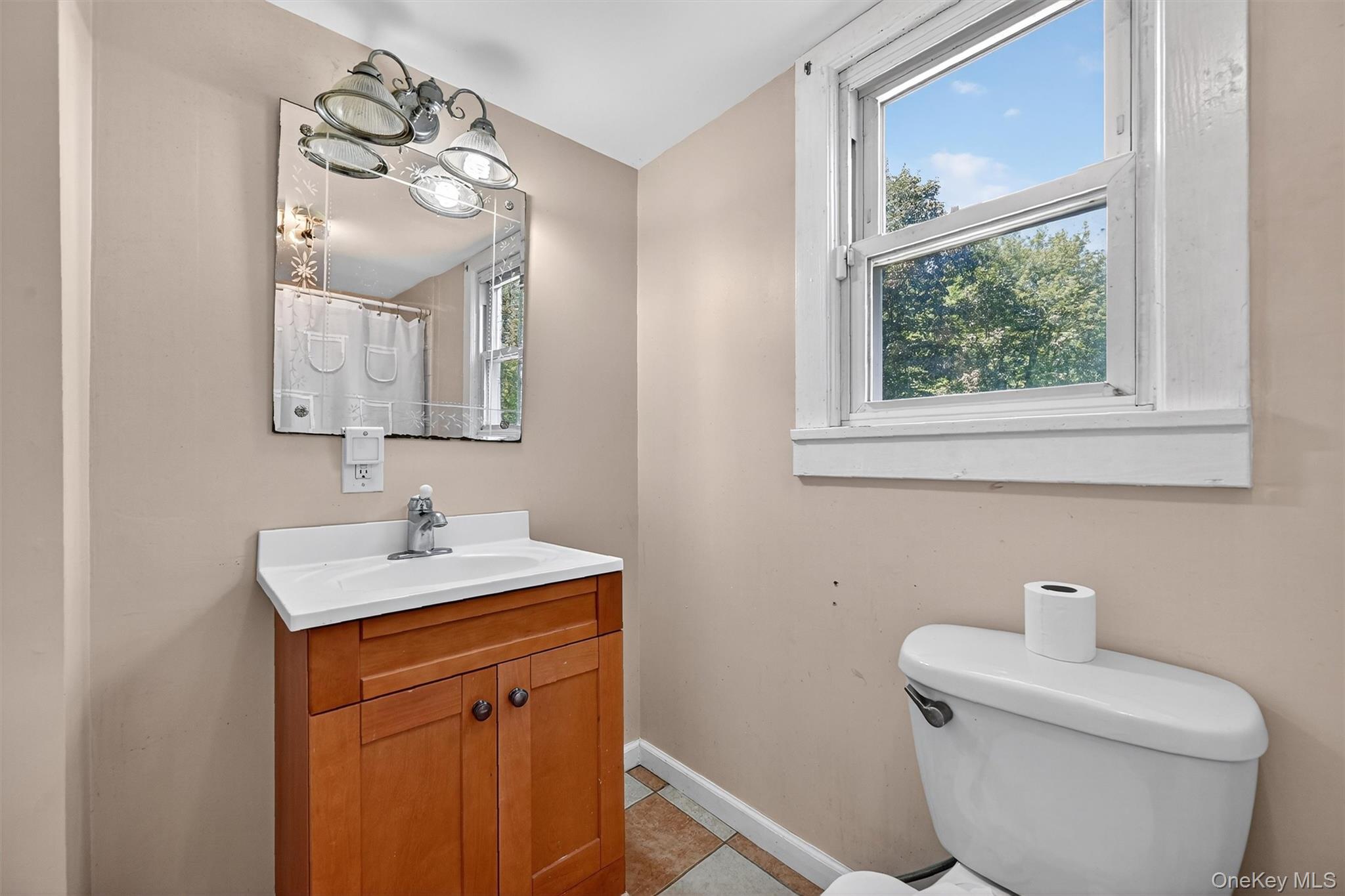 1538 Route 211 W, Middletown, NY 10940