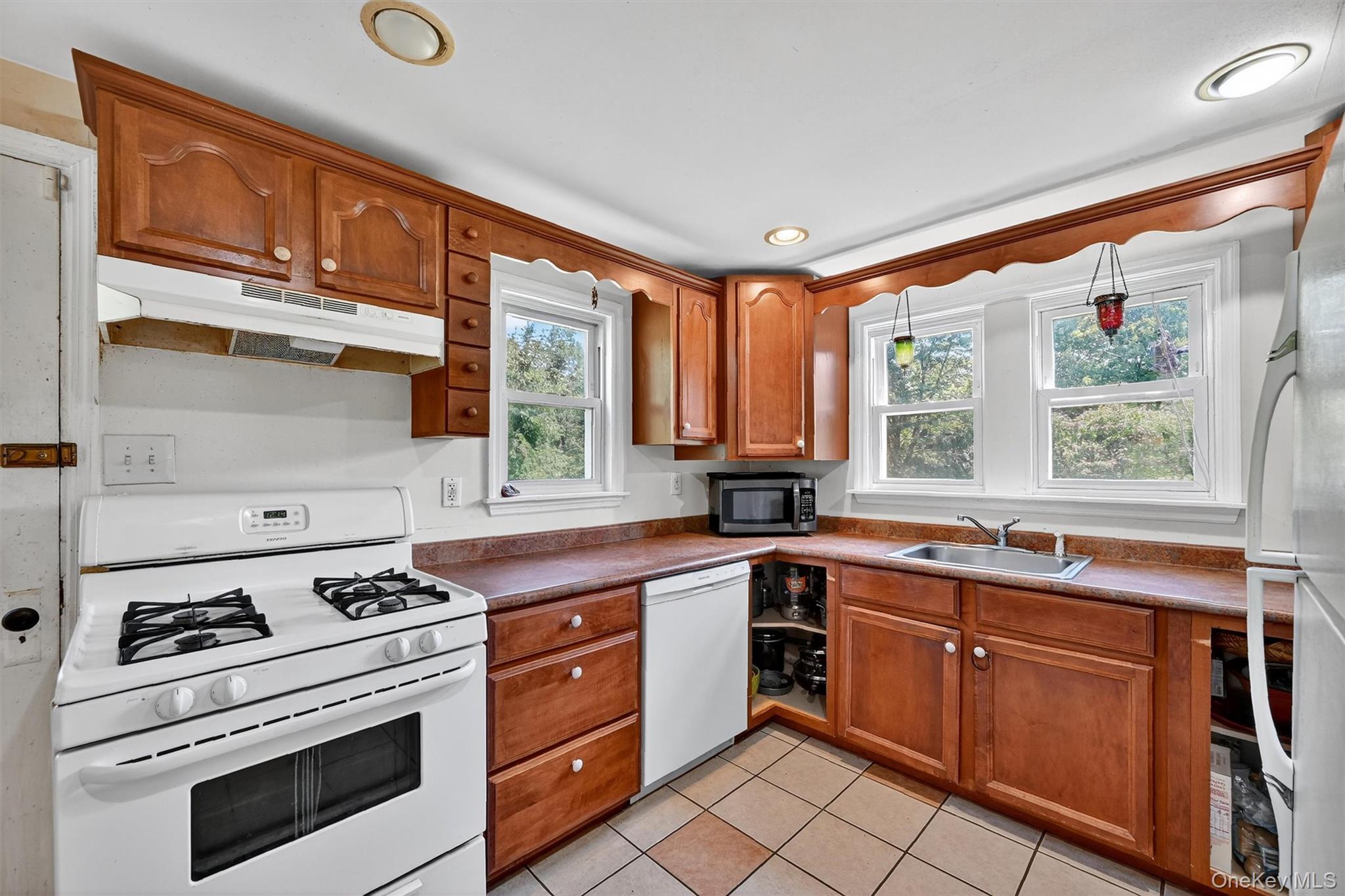 1538 Route 211 W, Middletown, NY 10940