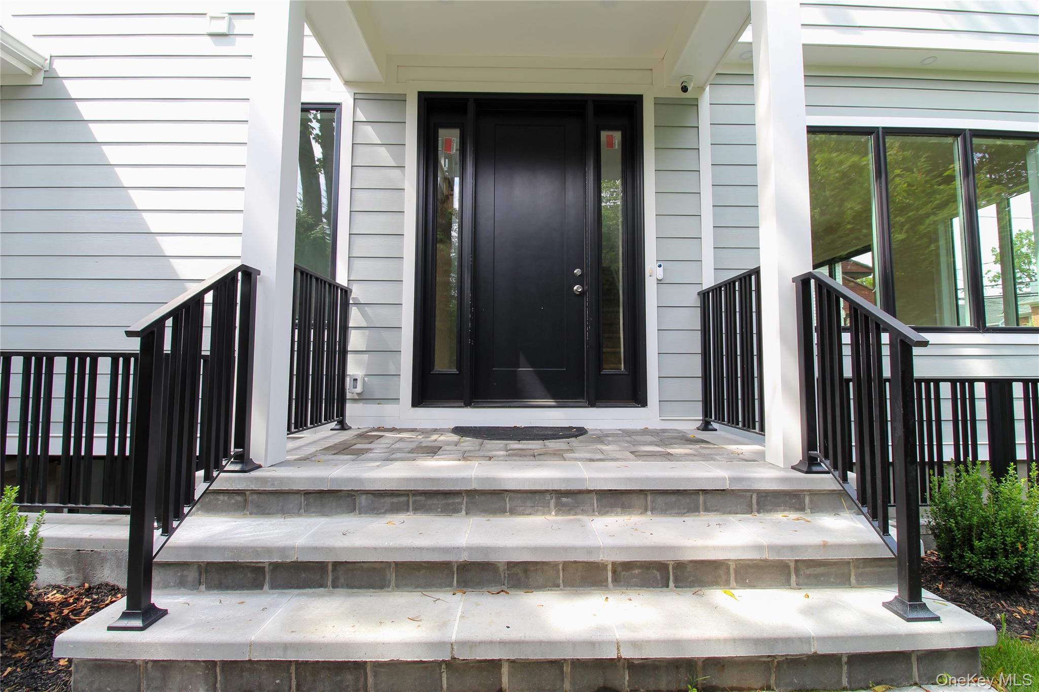 8 Sealy Drive, Lawrence, NY 11559