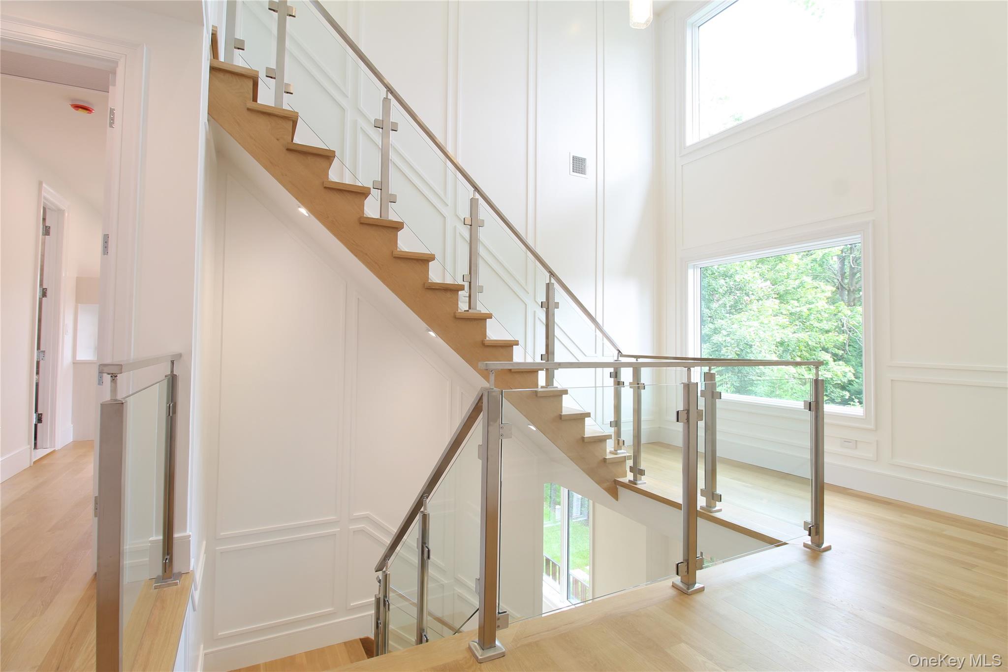 8 Sealy Drive, Lawrence, NY 11559