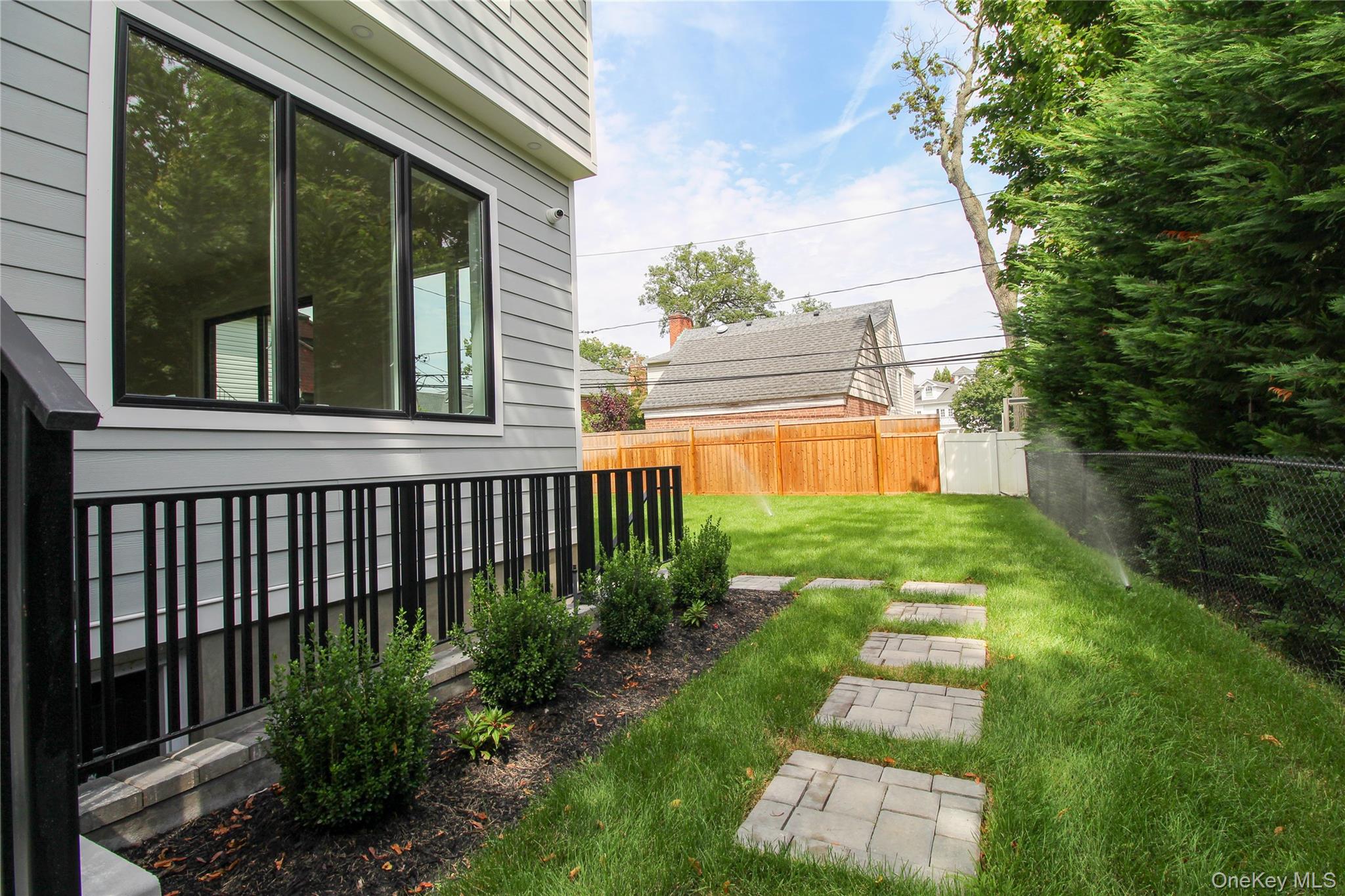 8 Sealy Drive, Lawrence, NY 11559