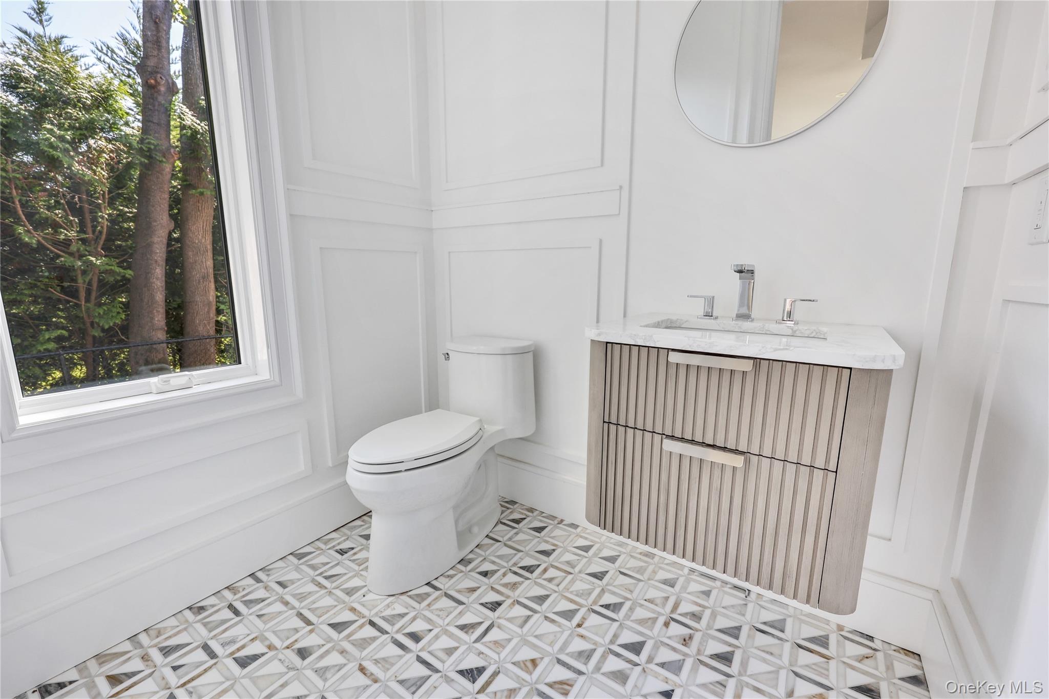 8 Sealy Drive, Lawrence, NY 11559