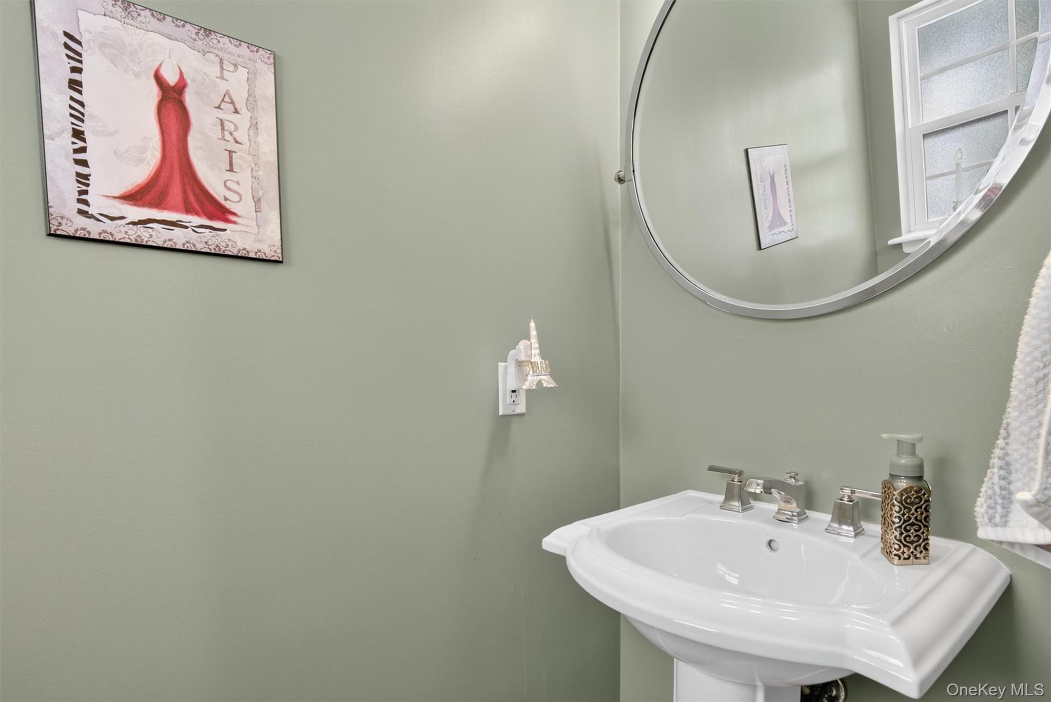 172 Isis Drive # 1E, Newburgh, NY 12550