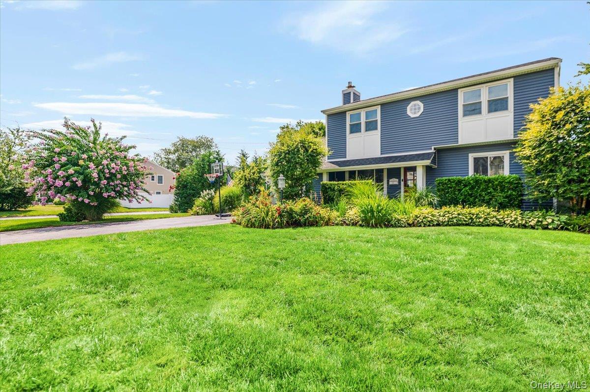 36 Peconic Drive, Massapequa, NY 11758