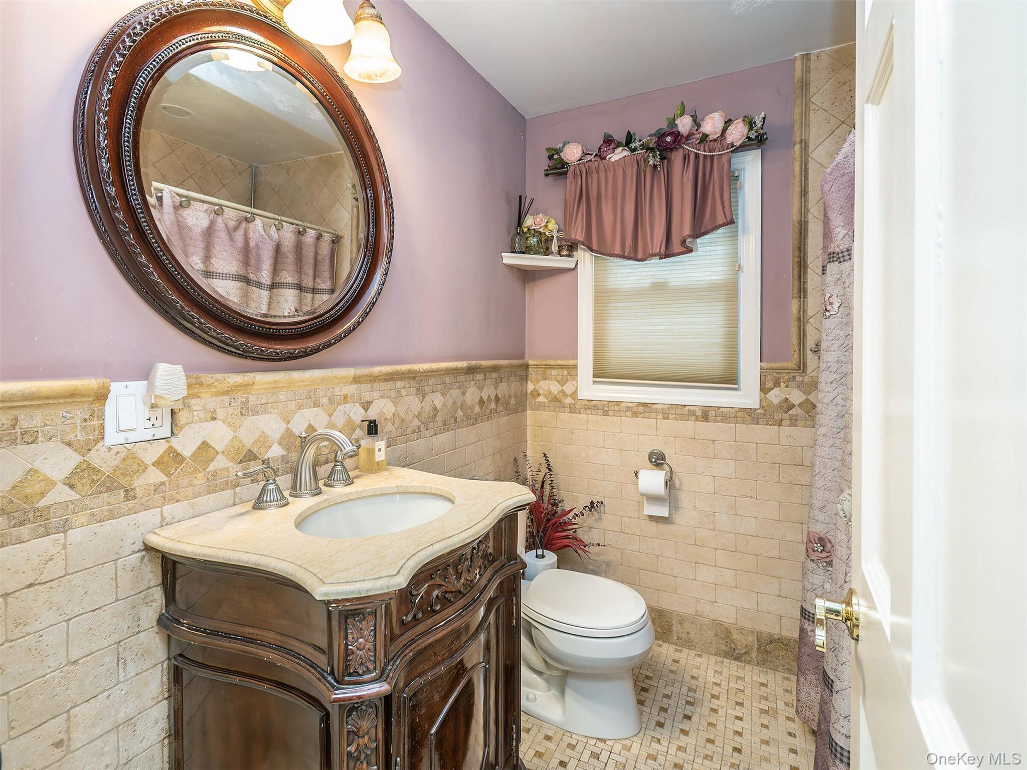 114 Dorset Avenue, Albertson, NY 11507