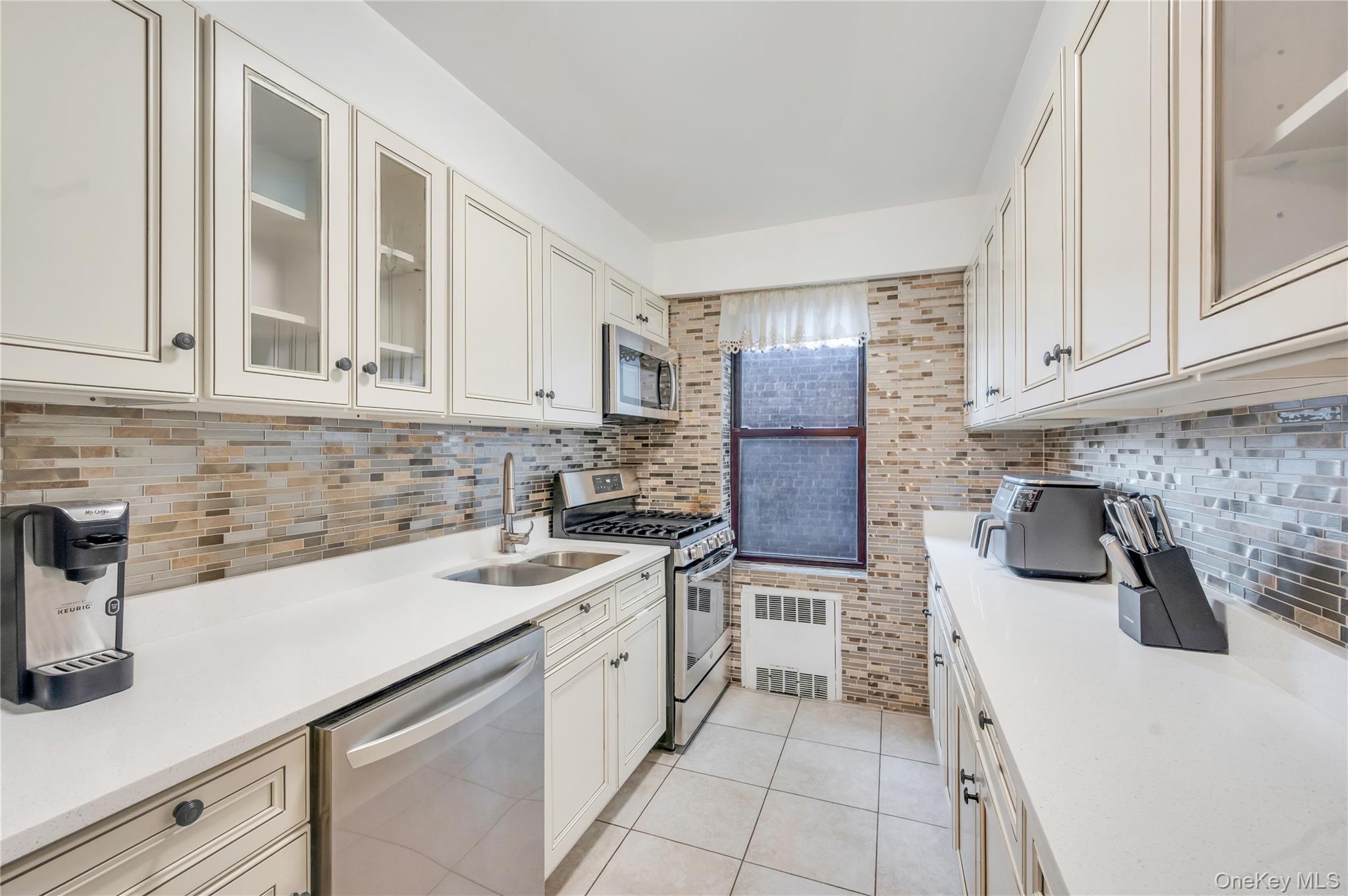 37-50 87 Street # 3E, Jackson Heights, NY 11372