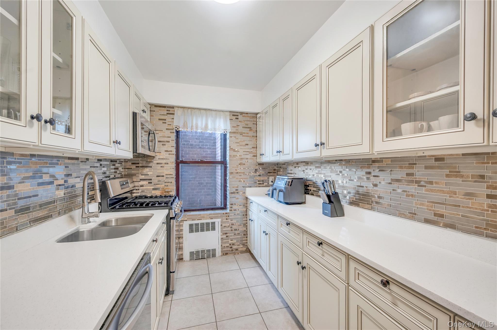 37-50 87 Street # 3E, Jackson Heights, NY 11372