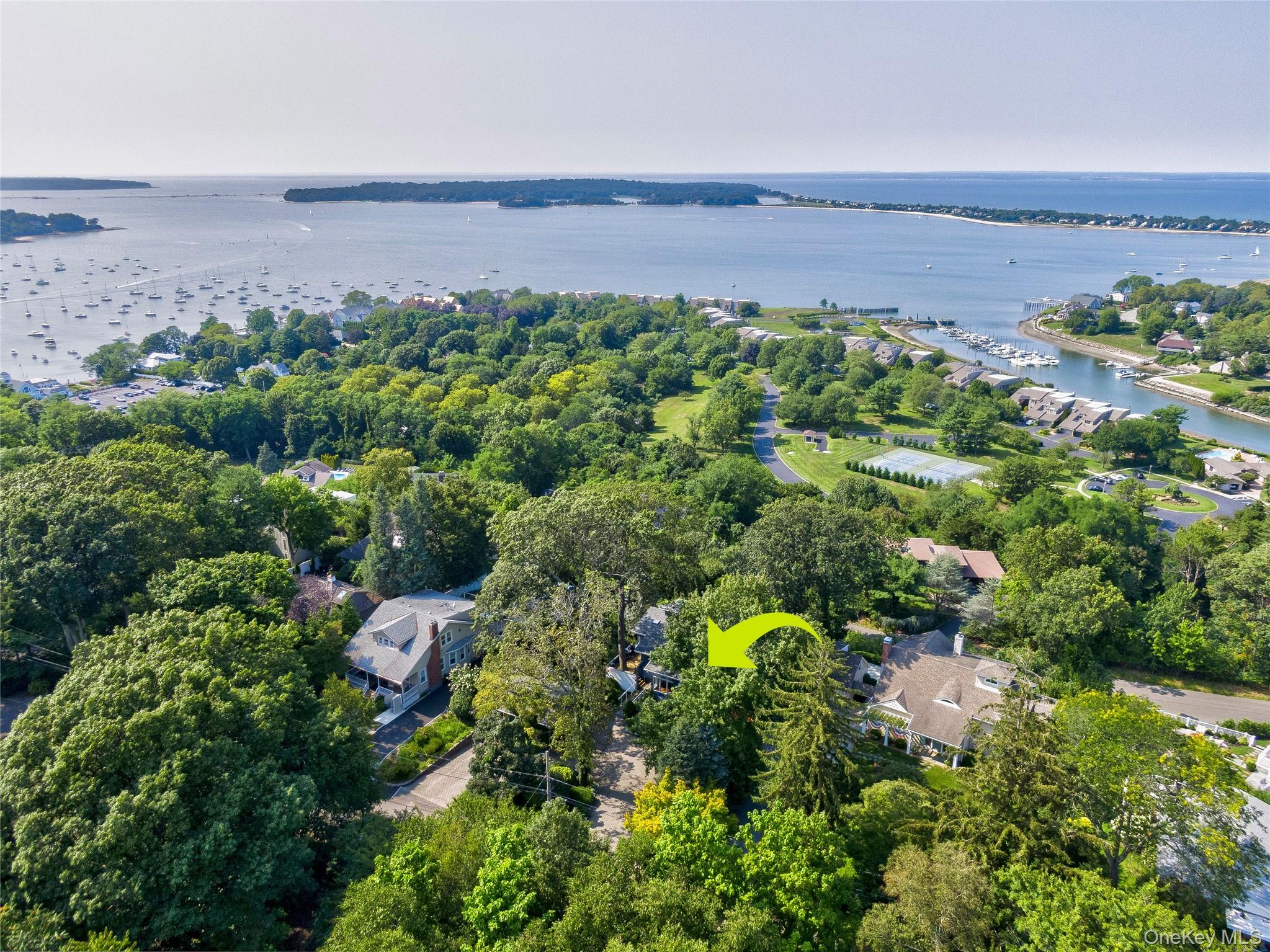 14 Mariners Lane, Northport, NY 11768